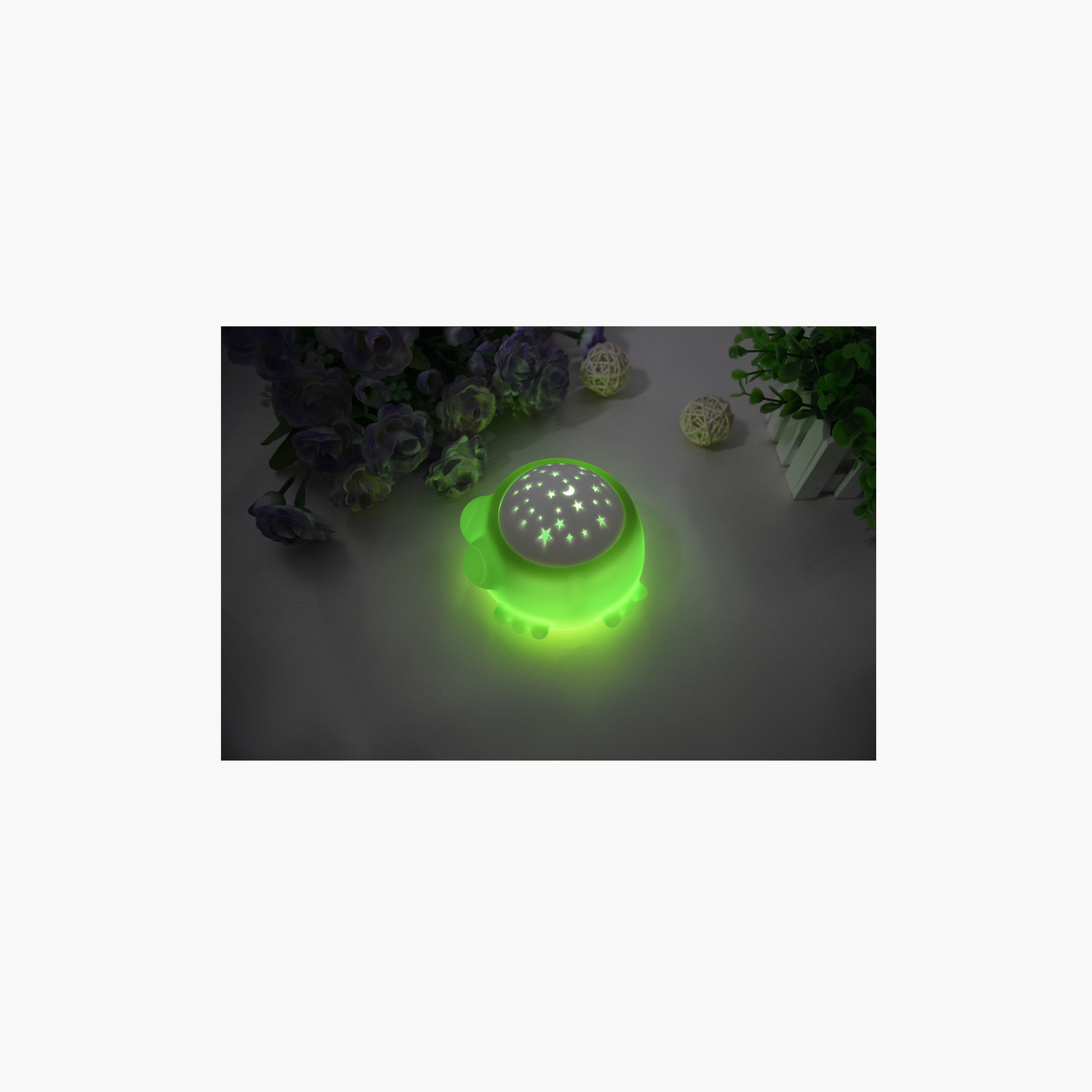 Juniors Frog Nightlight and Projector-baby-nursery-roomdecor-image-2