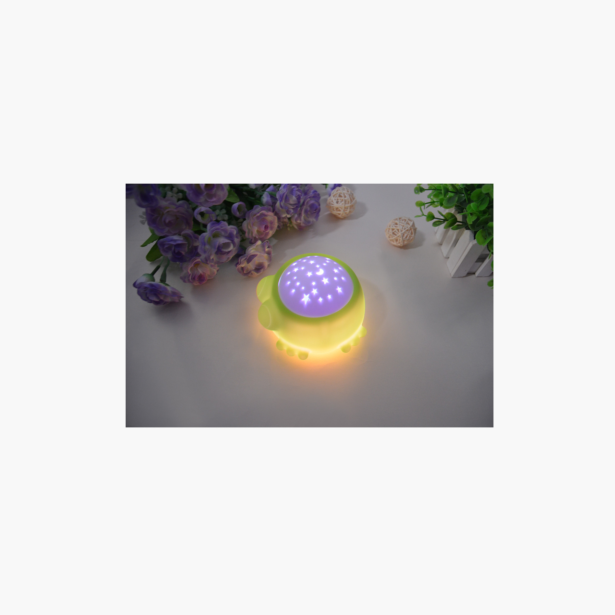 Juniors Frog Nightlight and Projector-baby-nursery-roomdecor-image-3