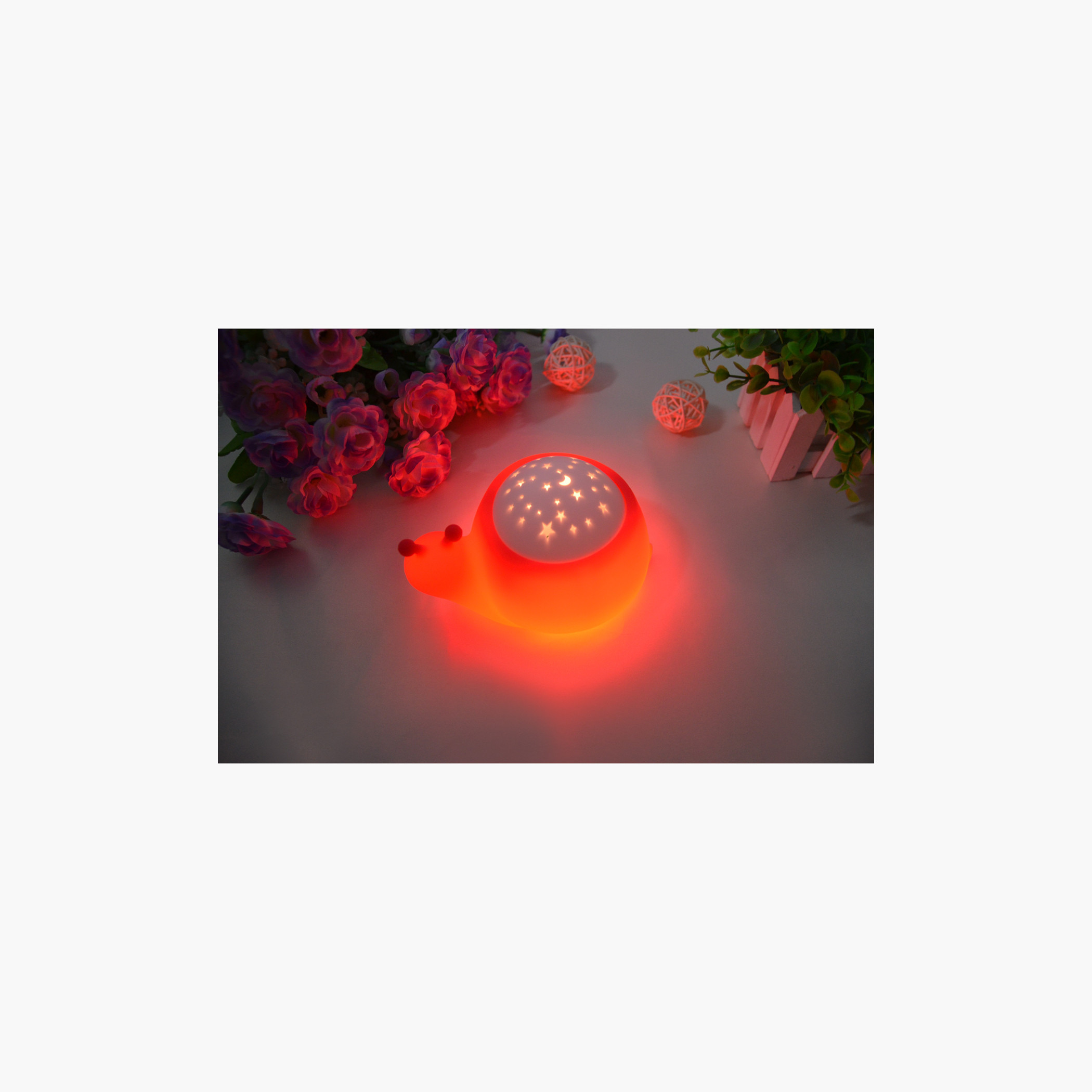 Juniors Snail Nightlight and Projector-baby-nursery-roomdecor-image-2
