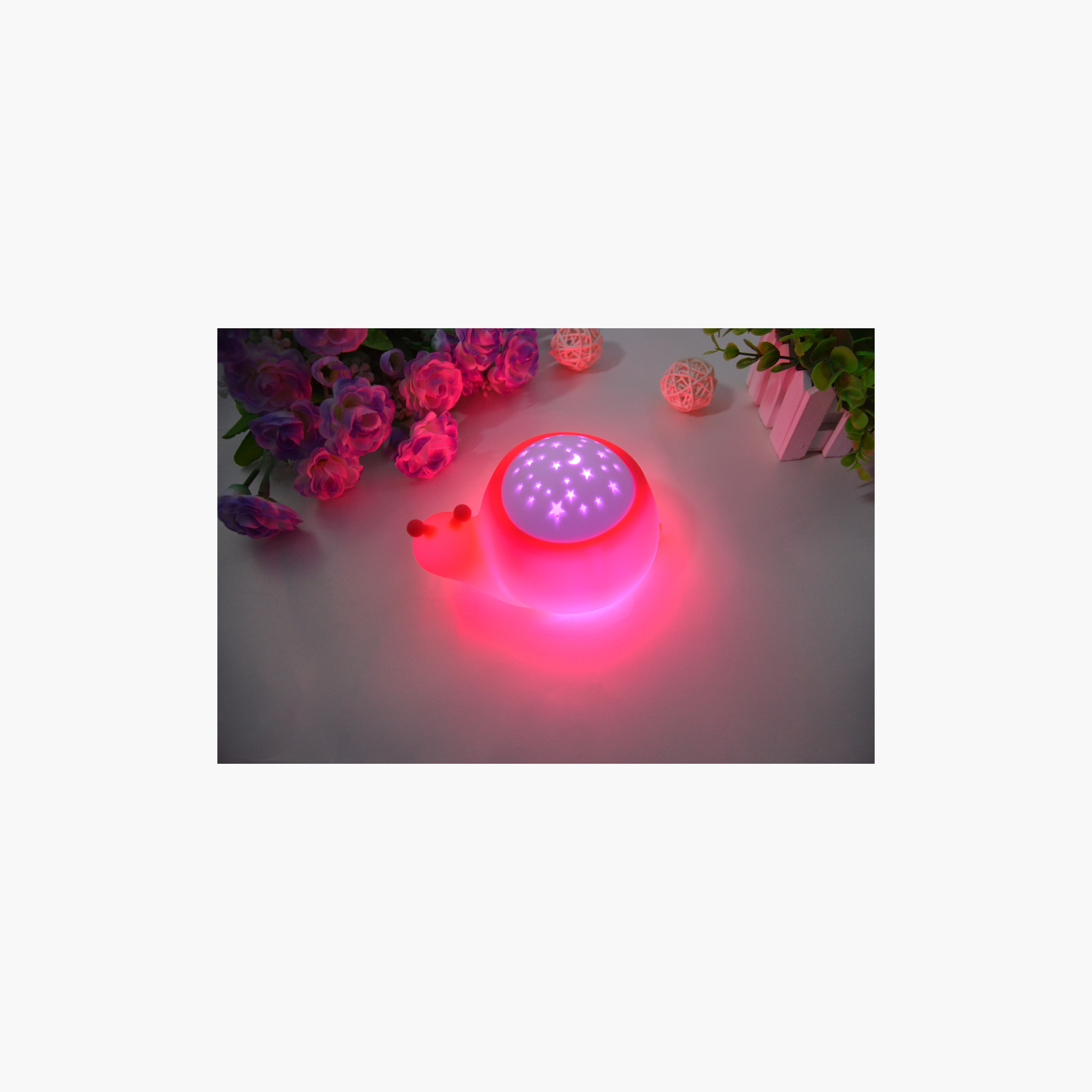 Juniors Snail Nightlight and Projector-baby-nursery-roomdecor-image-9