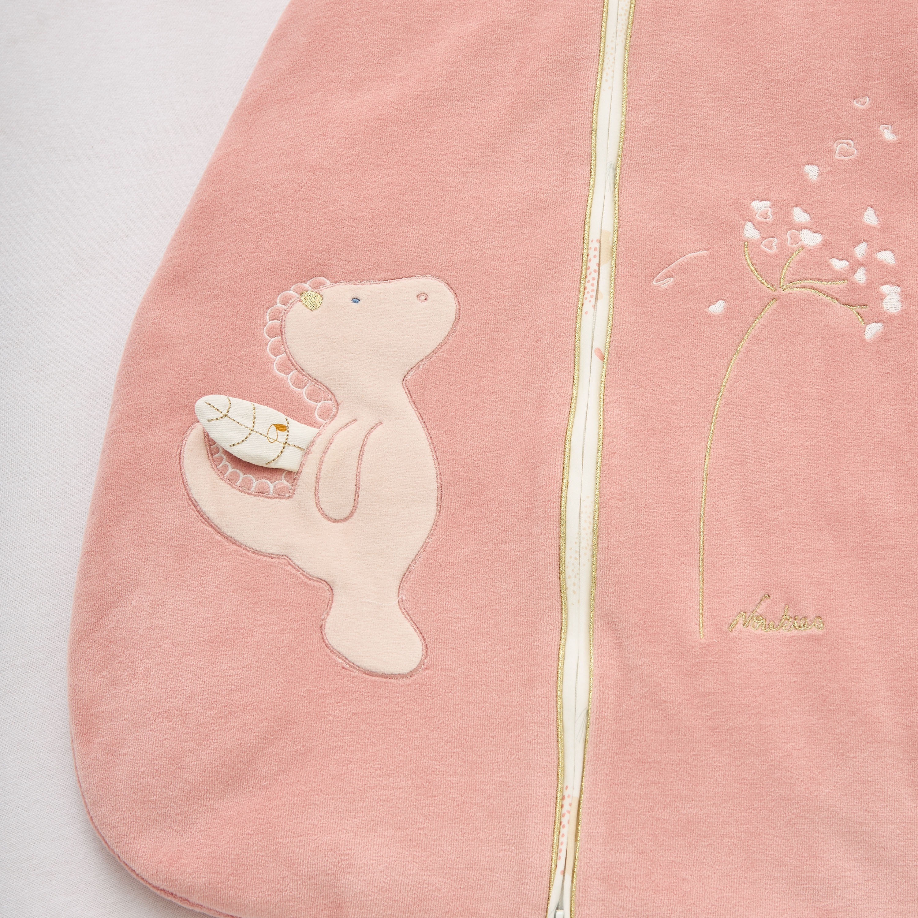 Juniors Dinosaur Applique 2 TOG Sleeping Bag with Zip Closure - 0-6 months-baby-nursery-blanketsandswaddles-swaddlesandsleepingbags-image-6