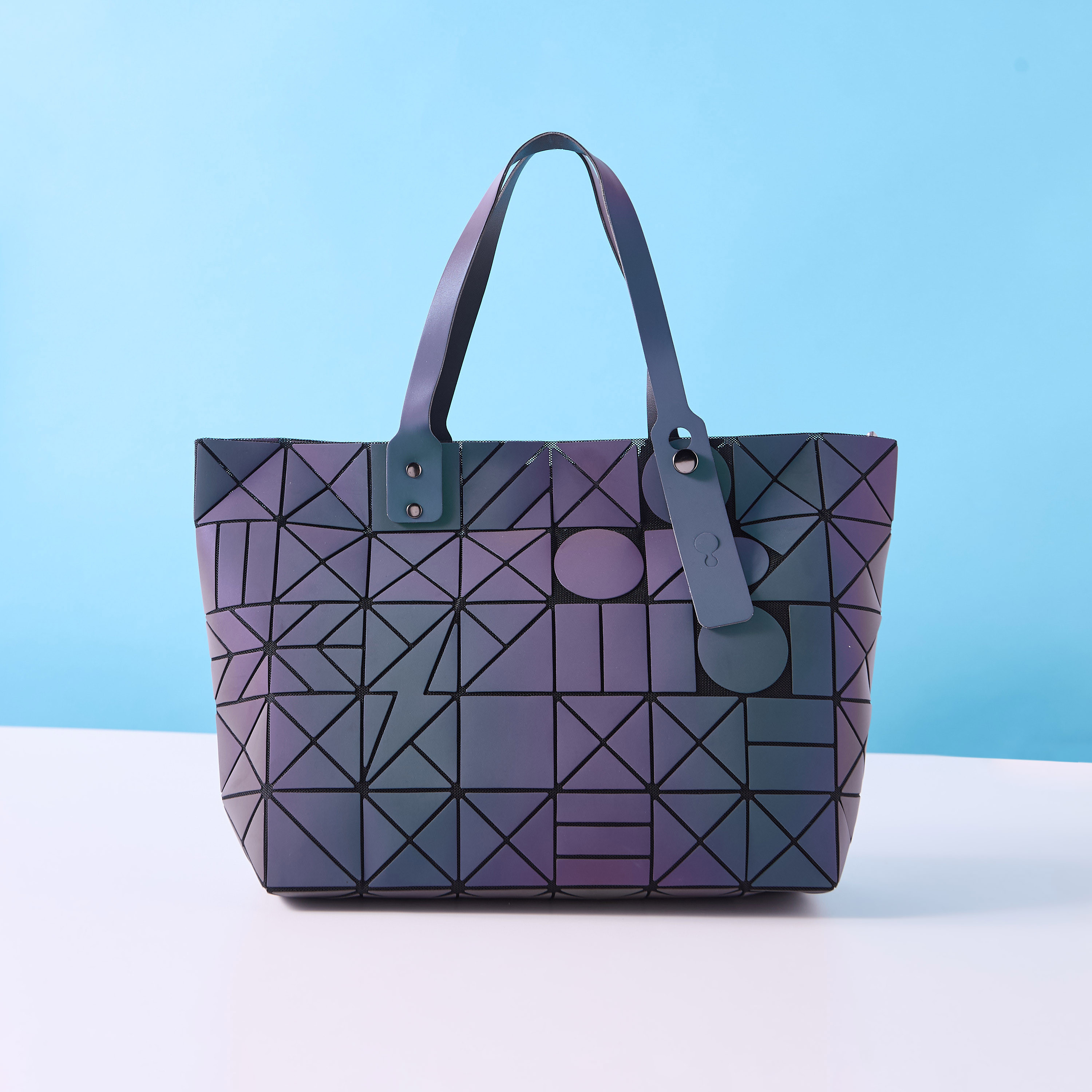 Mistotes Geometric Embossed Tote Bag with Handles and Zip Closure-women-bagsandwallets-handbags-image-1
