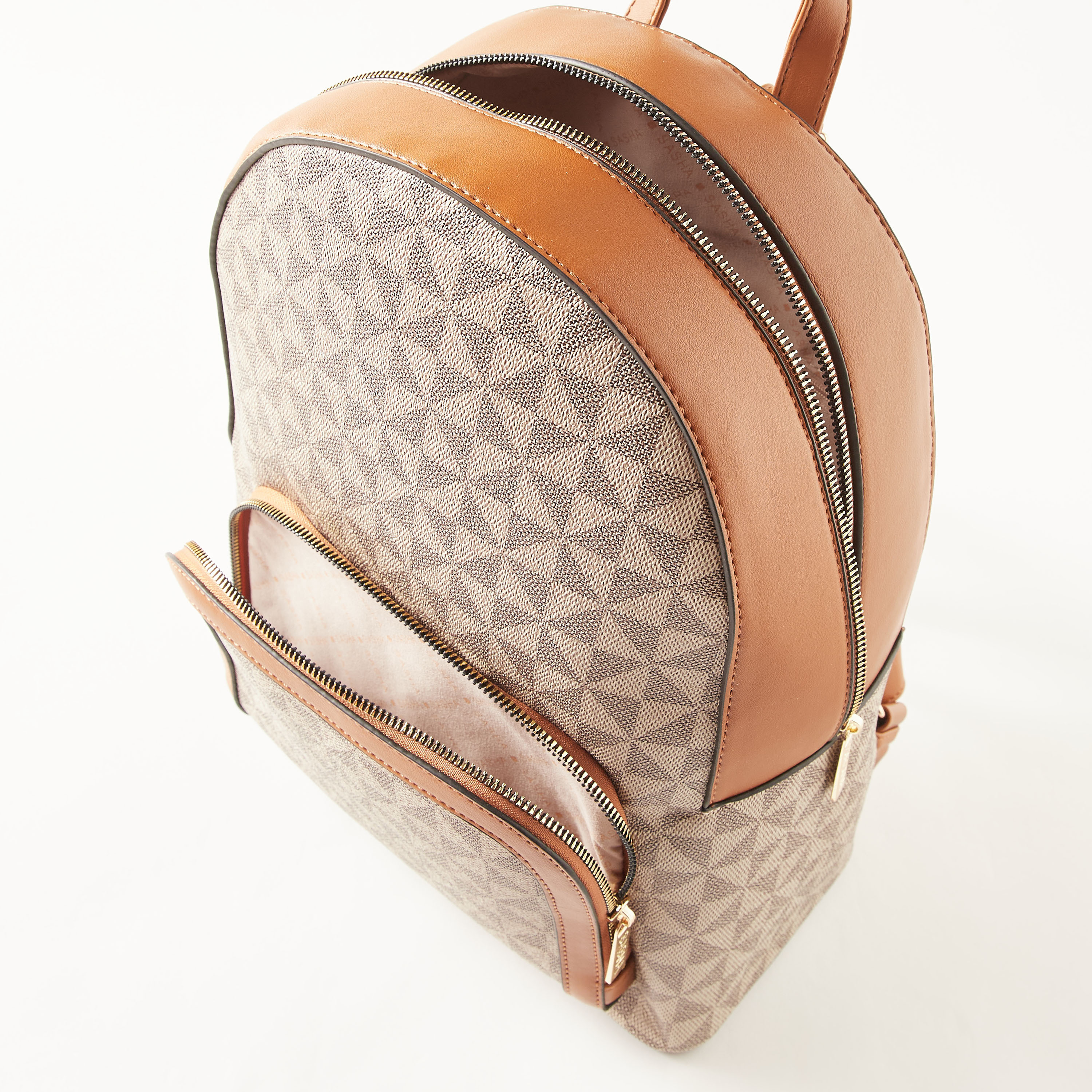 شنطة ظهر بسحّاب اغلاق وجيب لابتوب وطبعات من ساشا-women-bagsandwallets-backpacks-image-6