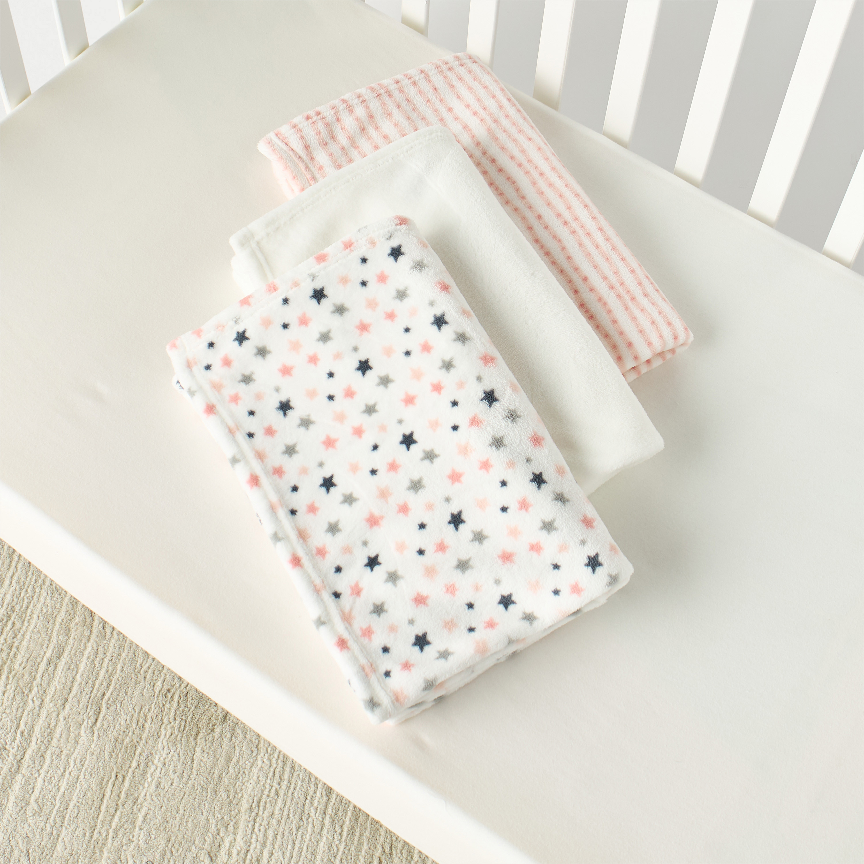 Juniors 3-Piece Assorted Coral Fleece Raschel Blanket Set - 76x102 cm-baby-nursery-blanketsandswaddles-blanketsandquilts-image-4