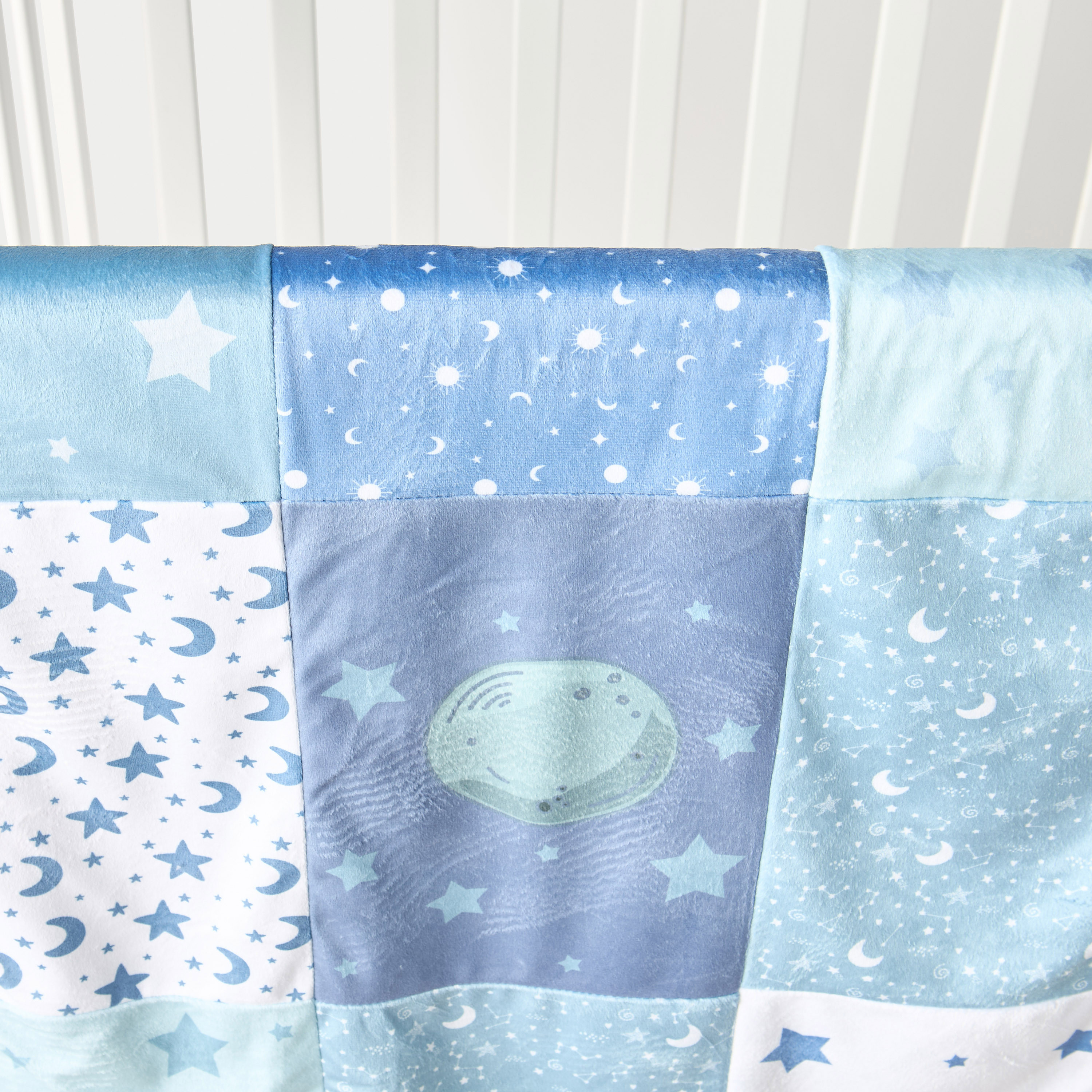 Juniors Space Print Sherpa Raschel Blanket - 76x102 cm-baby-nursery-blanketsandswaddles-blanketsandquilts-image-2