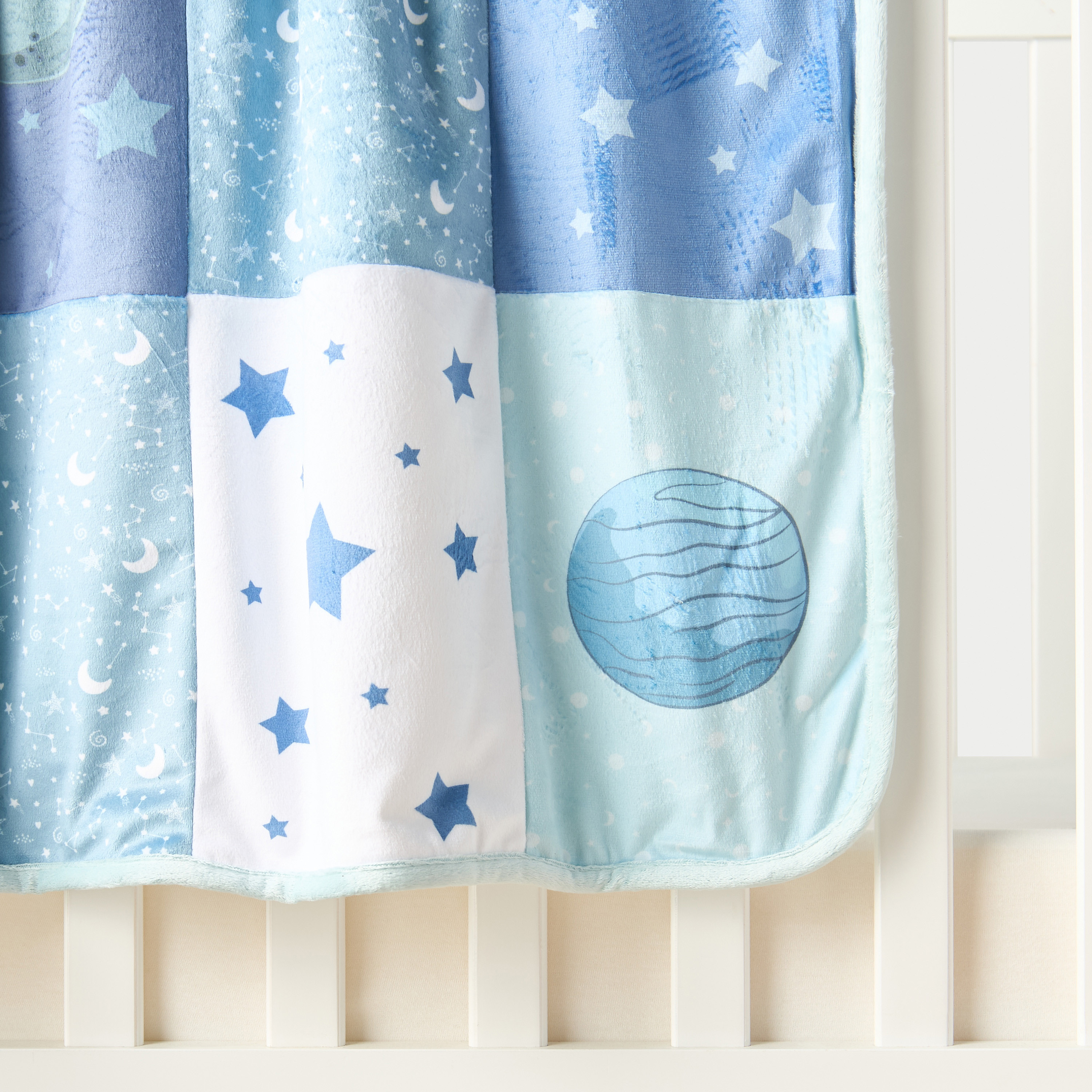 Juniors Space Print Sherpa Raschel Blanket - 76x102 cm-baby-nursery-blanketsandswaddles-blanketsandquilts-image-3