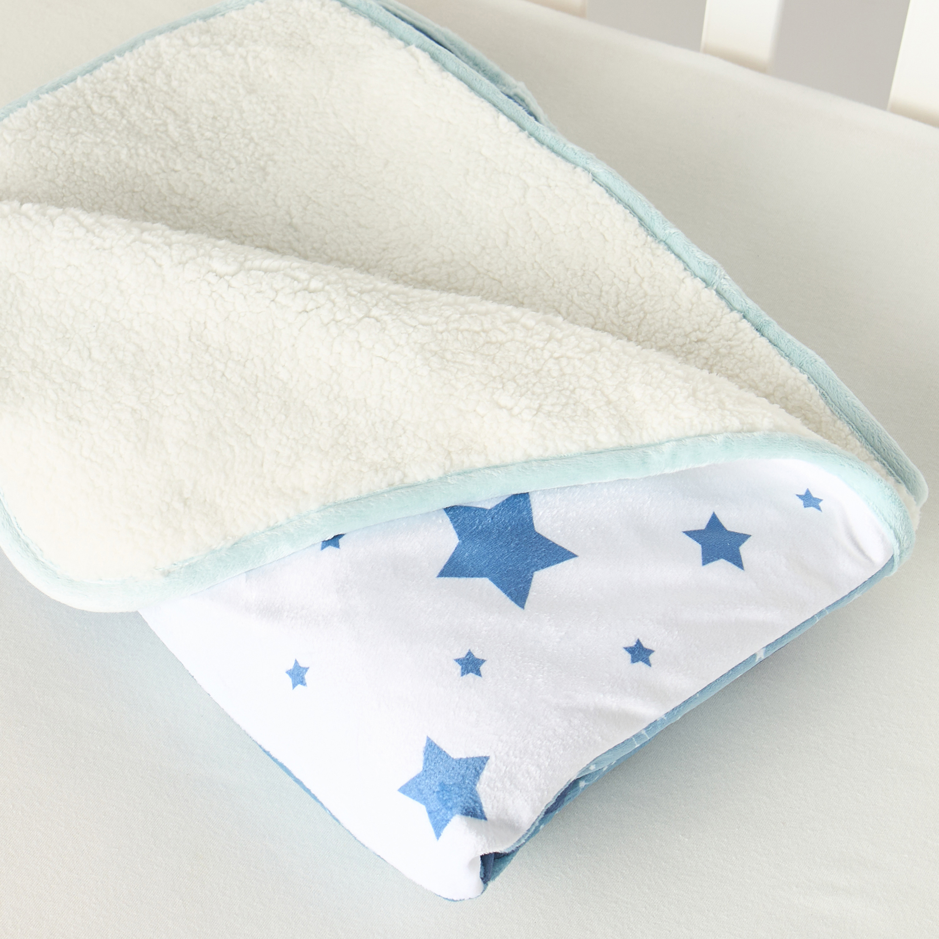 Juniors Space Print Sherpa Raschel Blanket - 76x102 cm-baby-nursery-blanketsandswaddles-blanketsandquilts-image-4