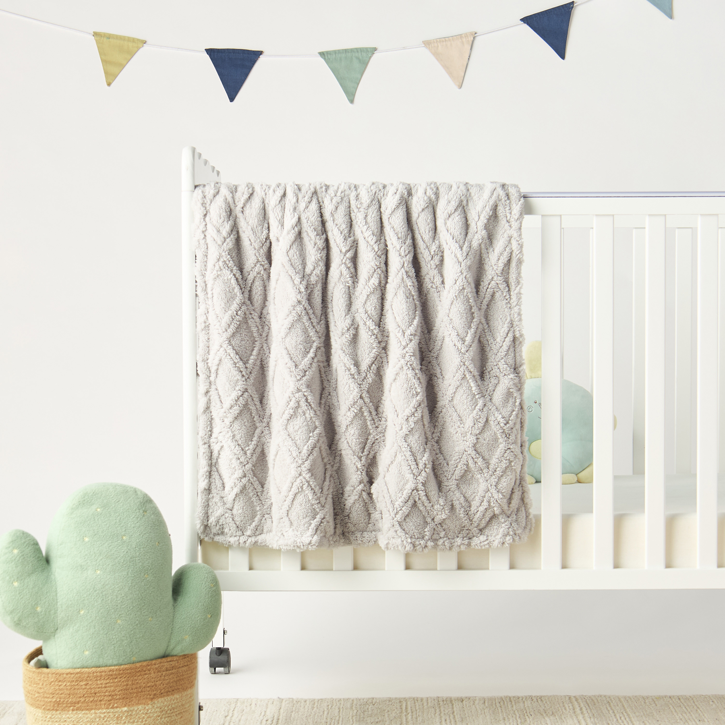Juniors Textured Raschel Blanket - 76x102 cm-baby-nursery-blanketsandswaddles-blanketsandquilts-image-1
