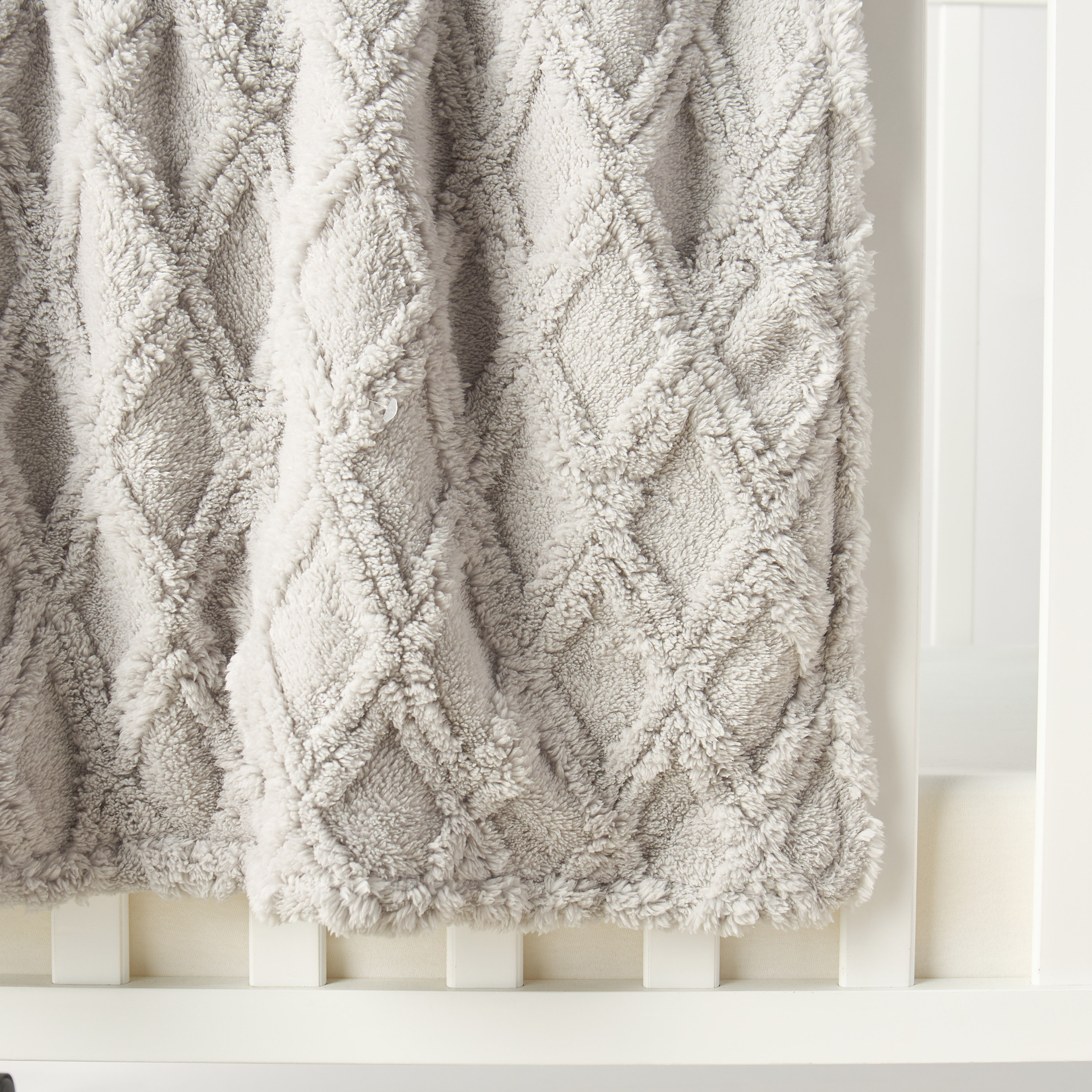 Juniors Textured Raschel Blanket - 76x102 cm-baby-nursery-blanketsandswaddles-blanketsandquilts-image-3