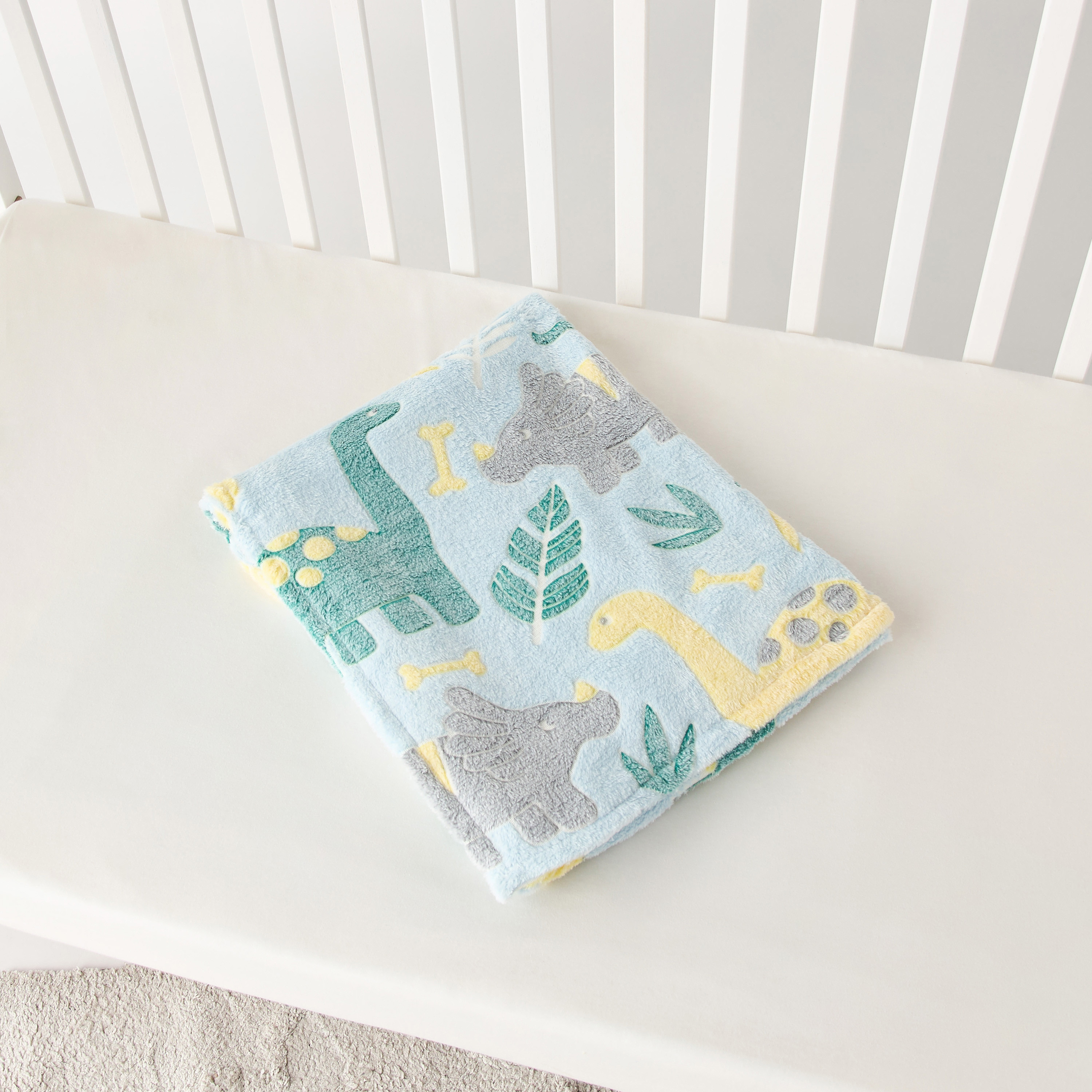 Juniors Dinosaur Textured Glow-in-the-Dark Raschel Blanket - 100x150 cm-baby-nursery-blanketsandswaddles-blanketsandquilts-image-4