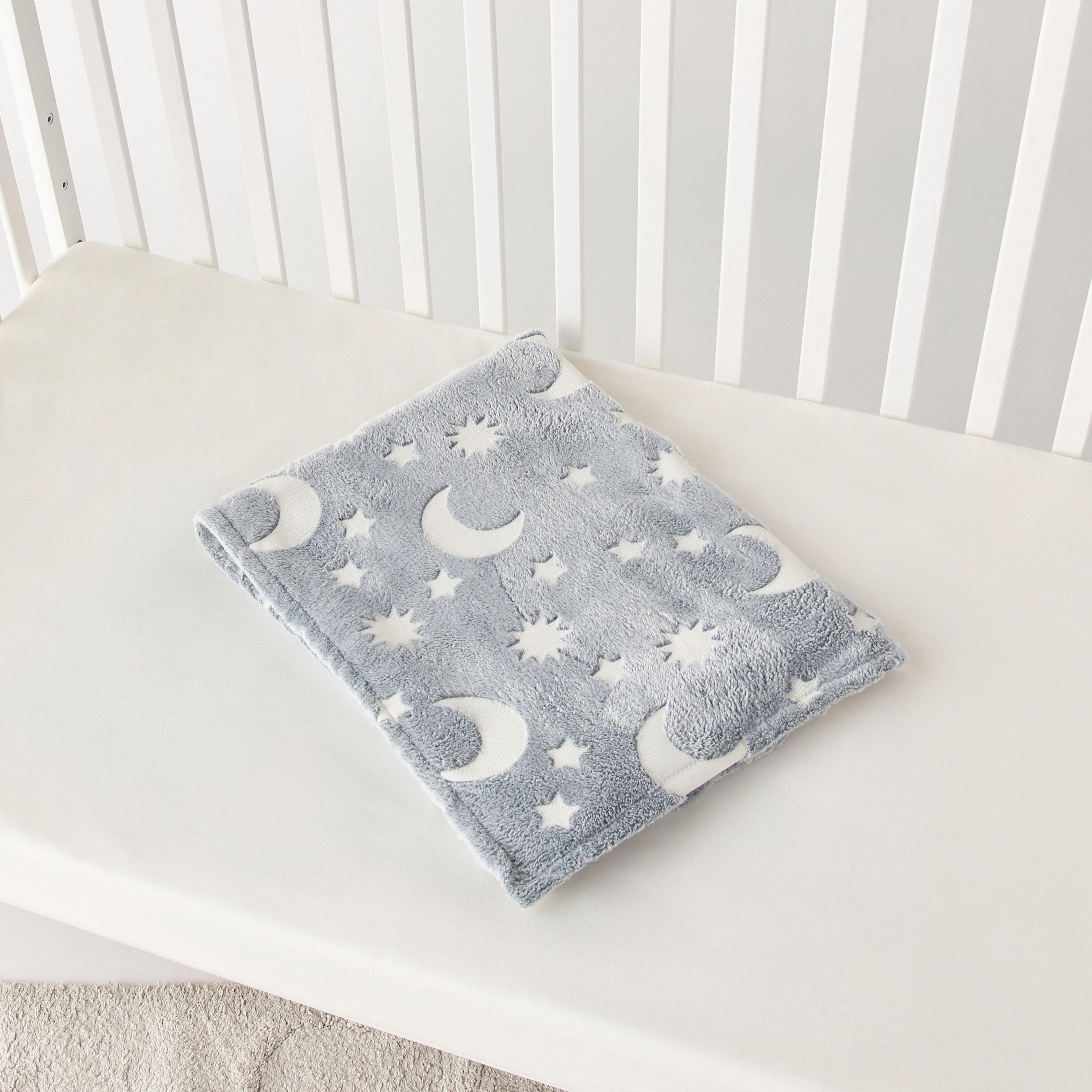 Juniors Star and Moon Textured Glow-in-the-Dark Raschel Blanket - 100x150 cm-baby-nursery-blanketsandswaddles-blanketsandquilts-image-4