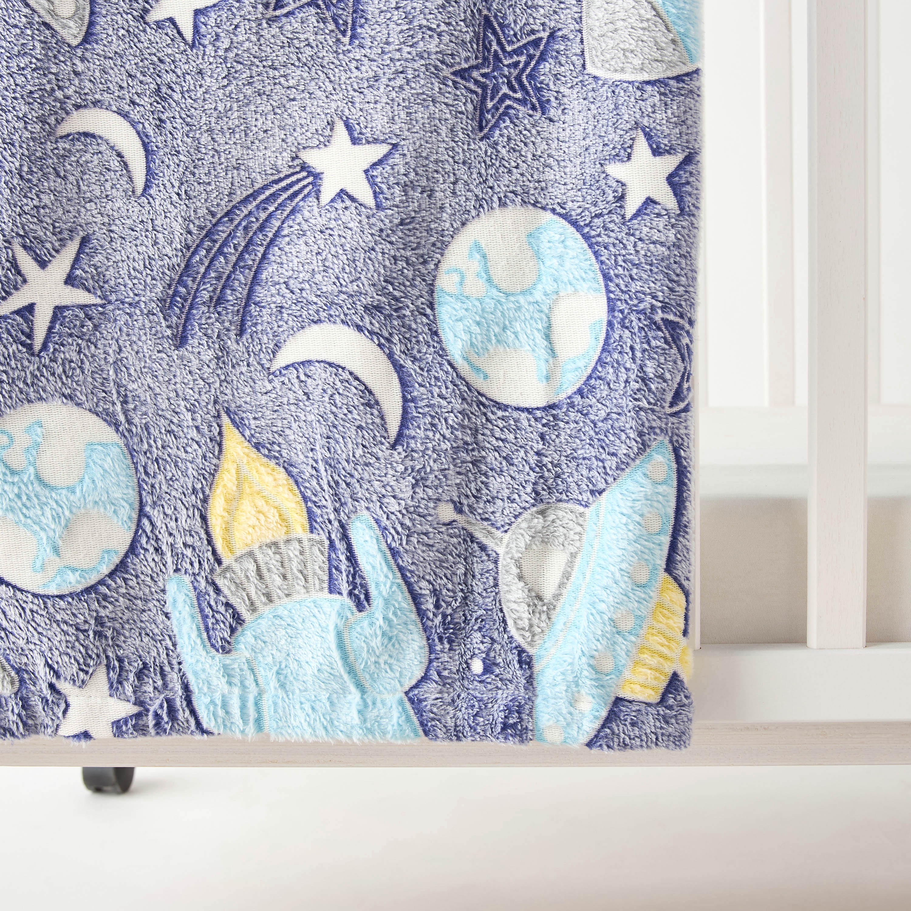 Juniors Space Textured Glow-in-the-Dark Raschel Blanket - 100x150 cm-baby-nursery-blanketsandswaddles-blanketsandquilts-image-3