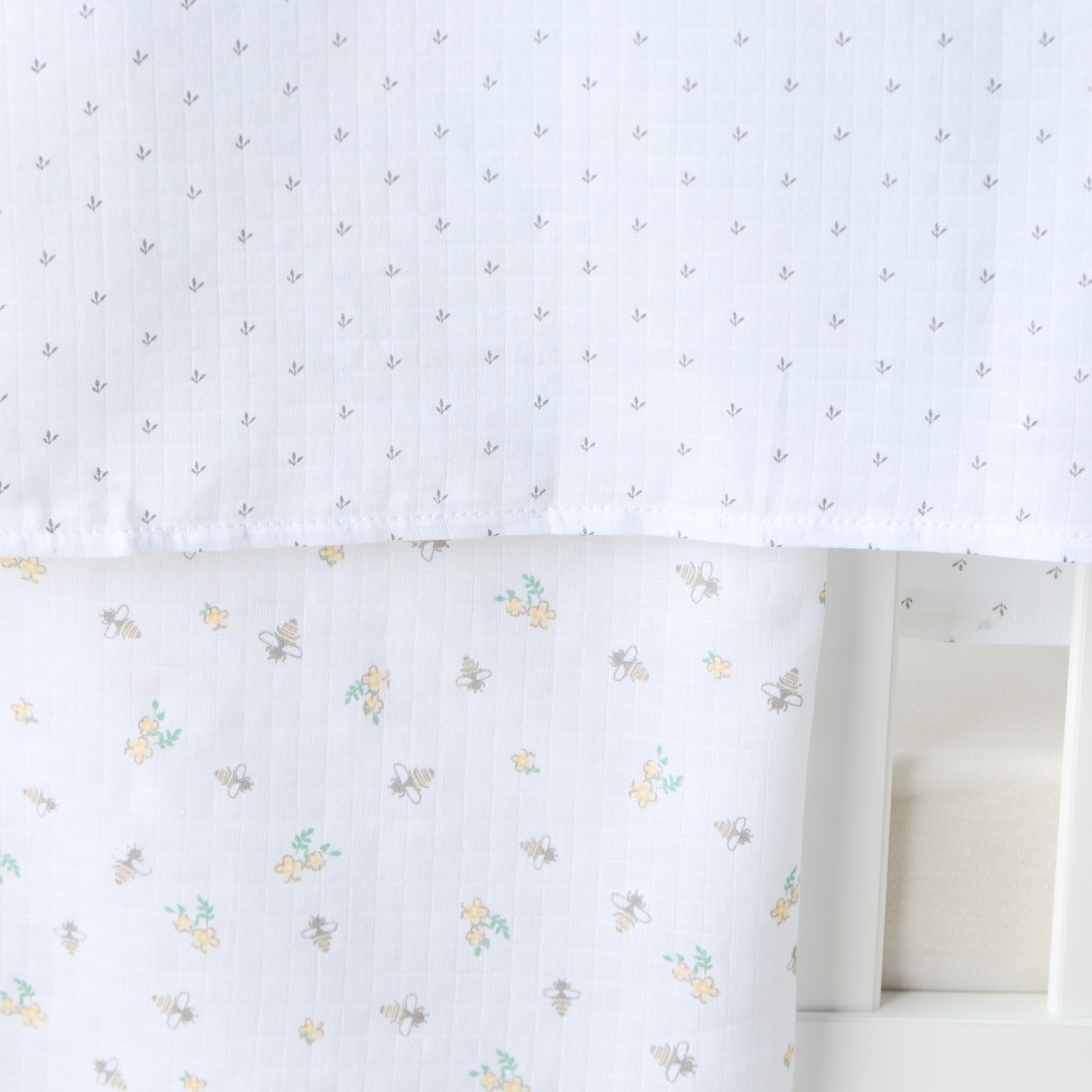 Juniors 2-Piece Printed Muslin Blanket Set - 100x100 cm-baby-nursery-blanketsandswaddles-swaddlesandsleepingbags-image-2