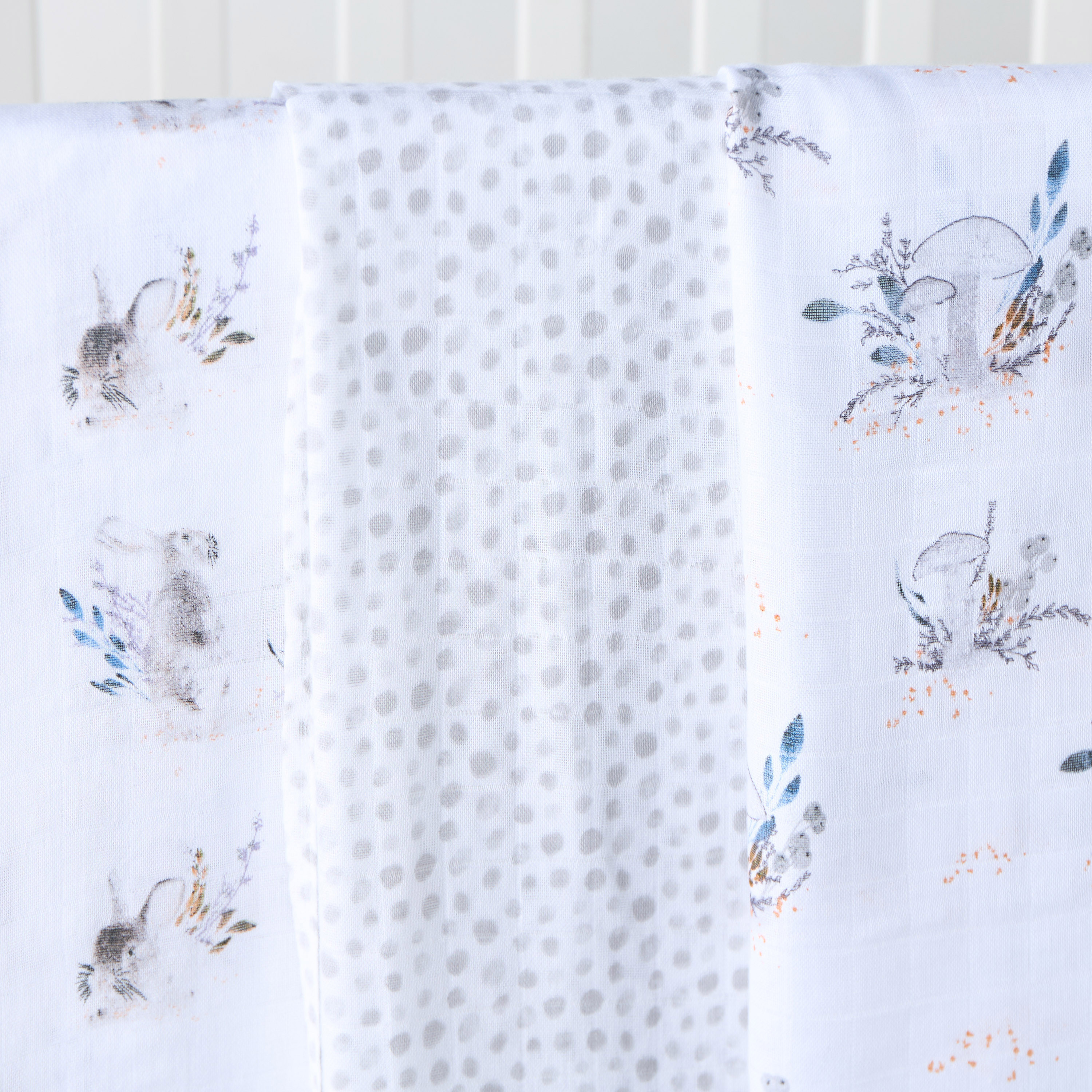 Giggles 3-Piece Printed Muslin Swaddle Blanket Set - 120x120 cms-baby-nursery-blanketsandswaddles-swaddlesandsleepingbags-image-3