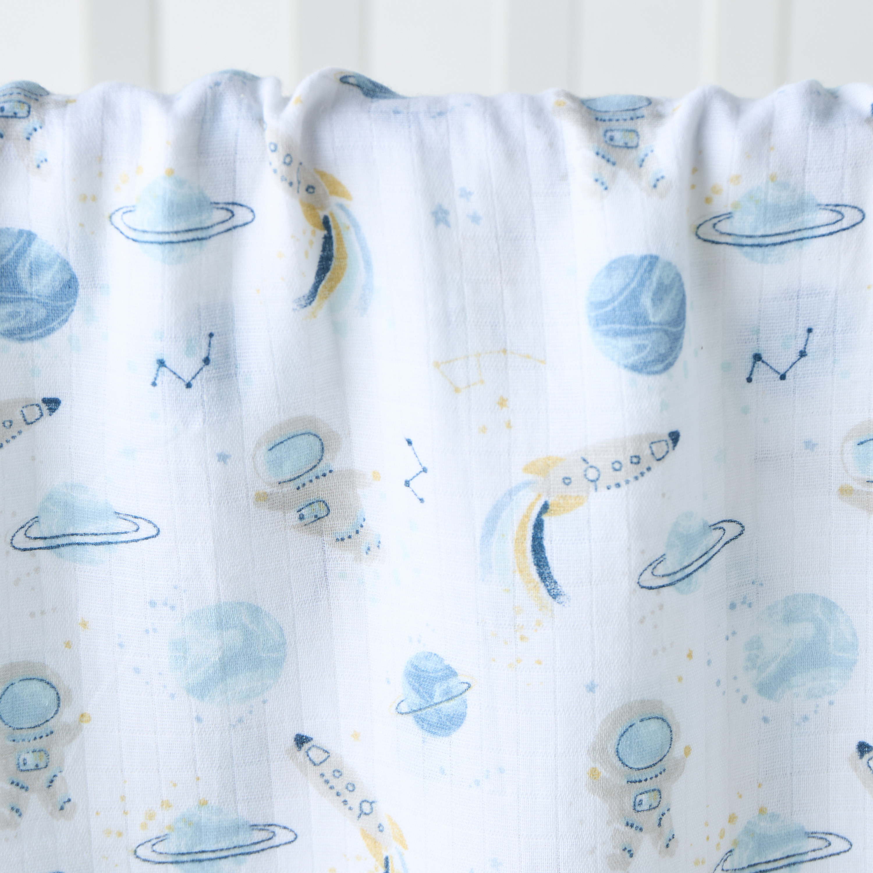 Giggles All-Over Space Print Muslin Swaddle Blanket - 120x120 cms-baby-nursery-blanketsandswaddles-swaddlesandsleepingbags-image-3