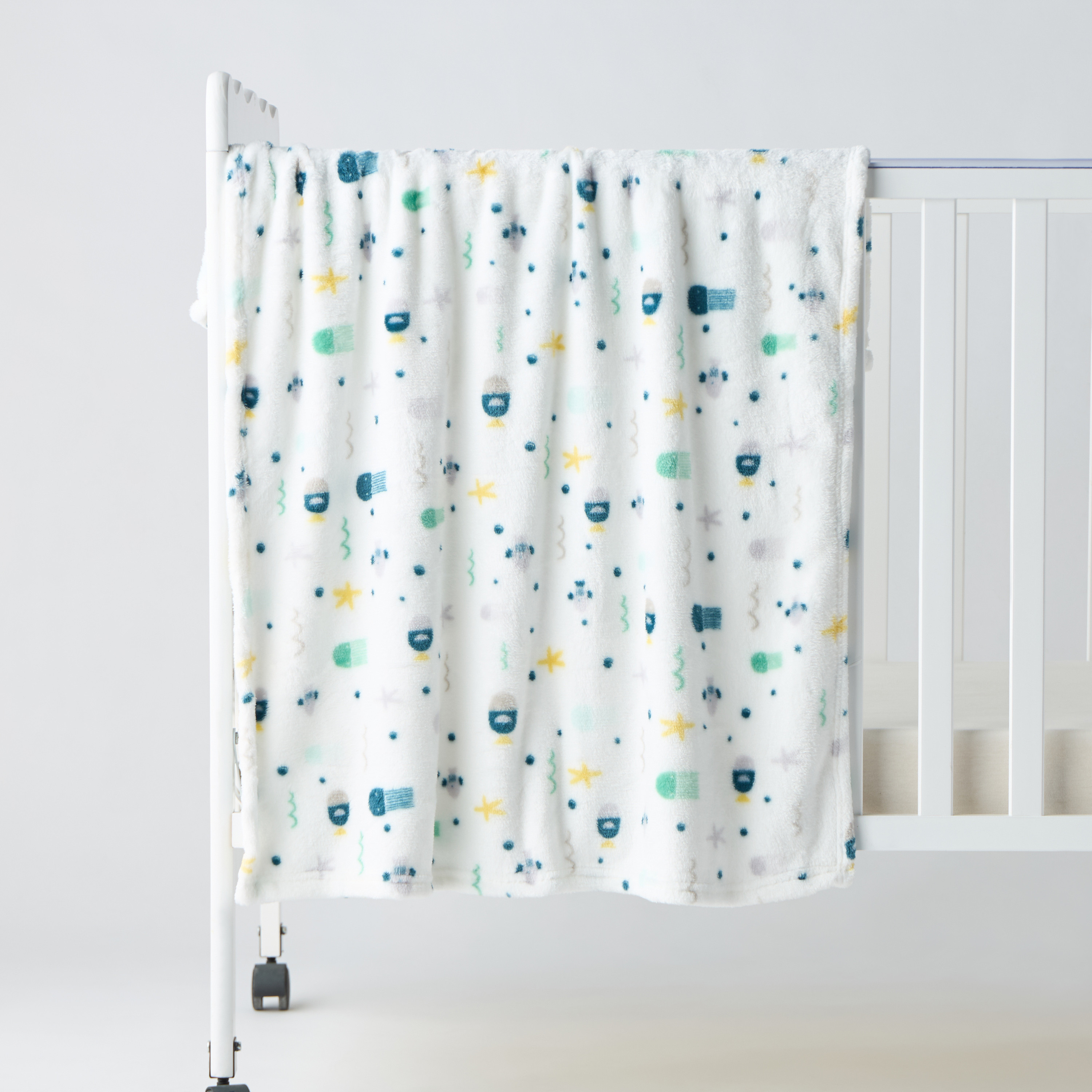 Juniors Printed Raschel Blanket - 75x100 cm-baby-nursery-blanketsandswaddles-blanketsandquilts-image-1