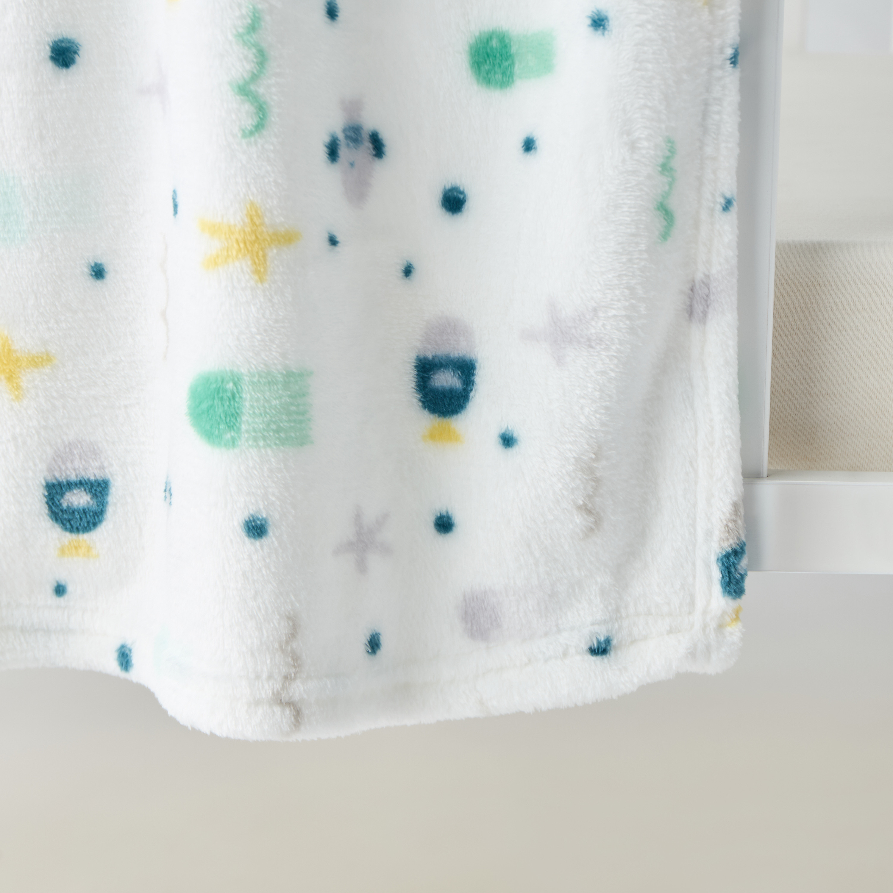 Juniors Printed Raschel Blanket - 75x100 cm-baby-nursery-blanketsandswaddles-blanketsandquilts-image-2