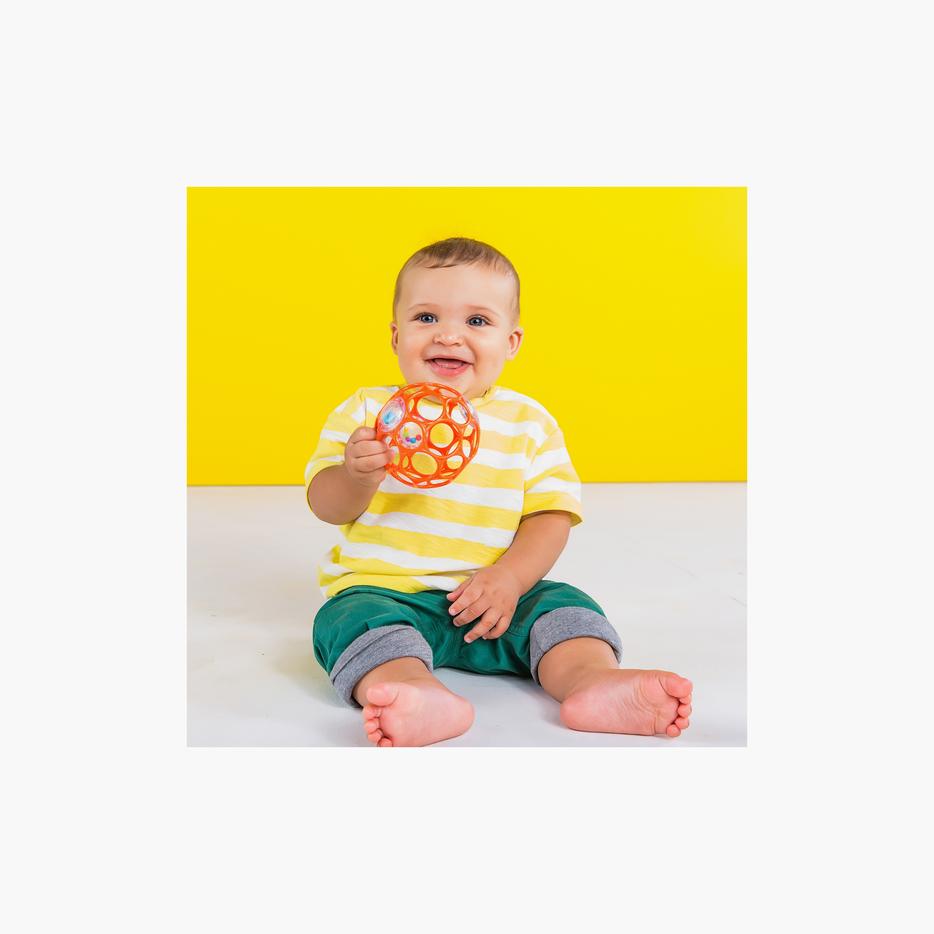 Bright Starts Oball Rattle Easy-Grasp Toy-toys-babyandtoddlertoys-rattlesandteethers-image-3