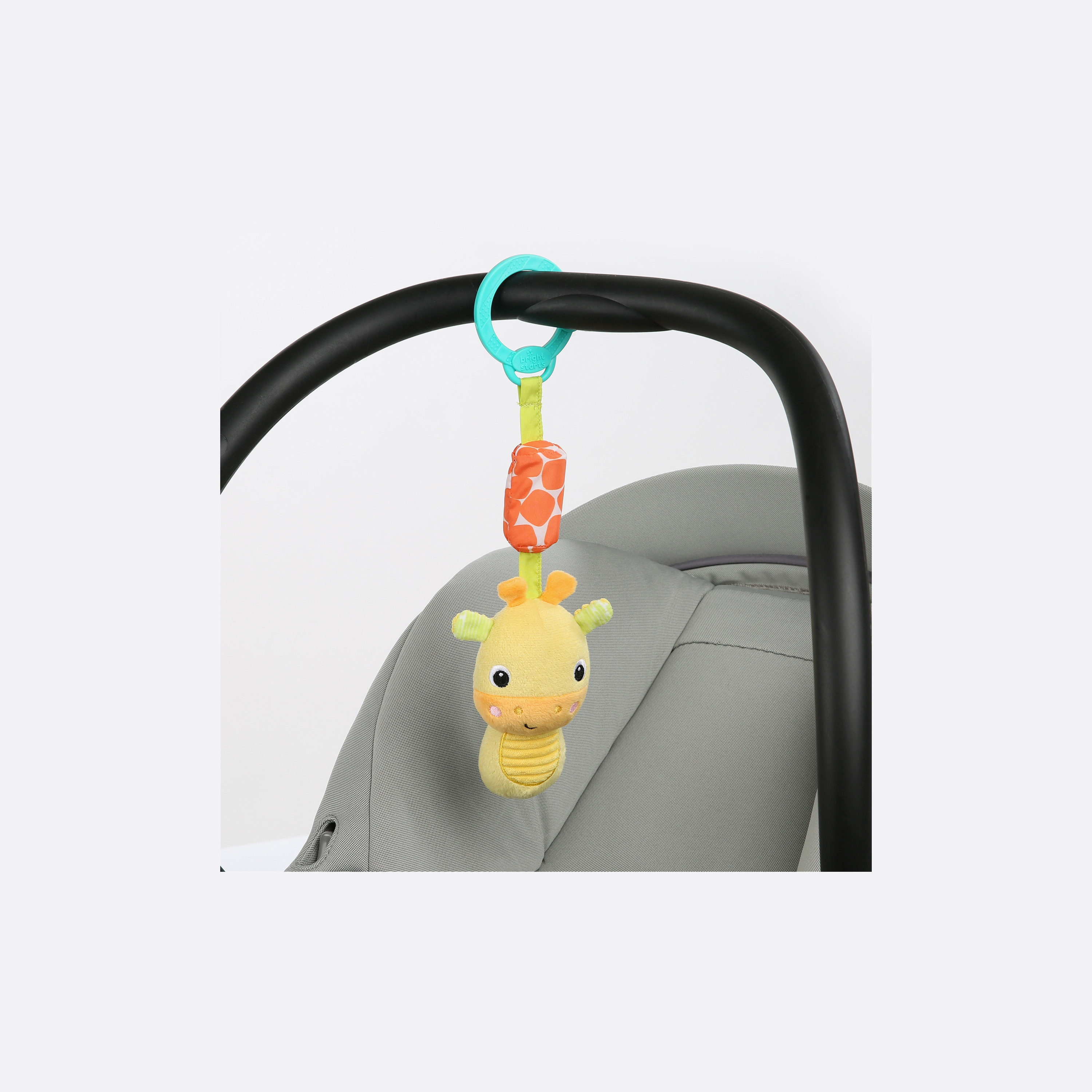 لعبة تشيم ألونج فريندز متنقلة من برايت ستارتس، زرافة-toys-babyandtoddlertoys-strollertoys-image-3