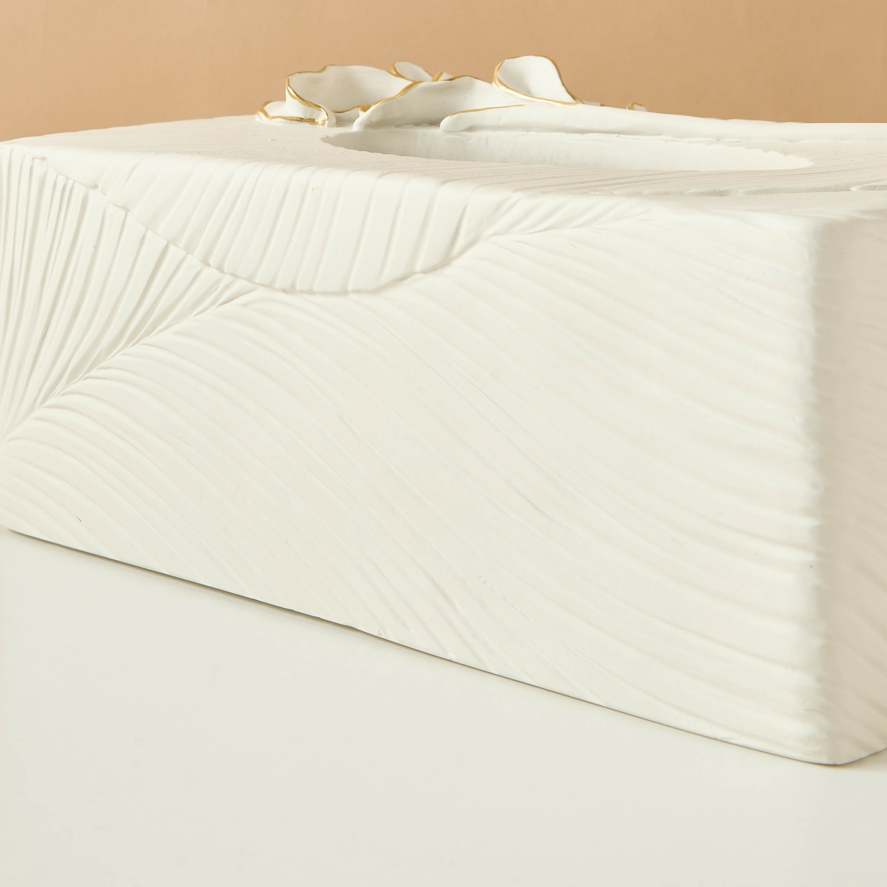 صندوق مناديل بتفاصيل زهرية-household-bathandlaundry-bathaccessories-bathaccessorysets-image-6