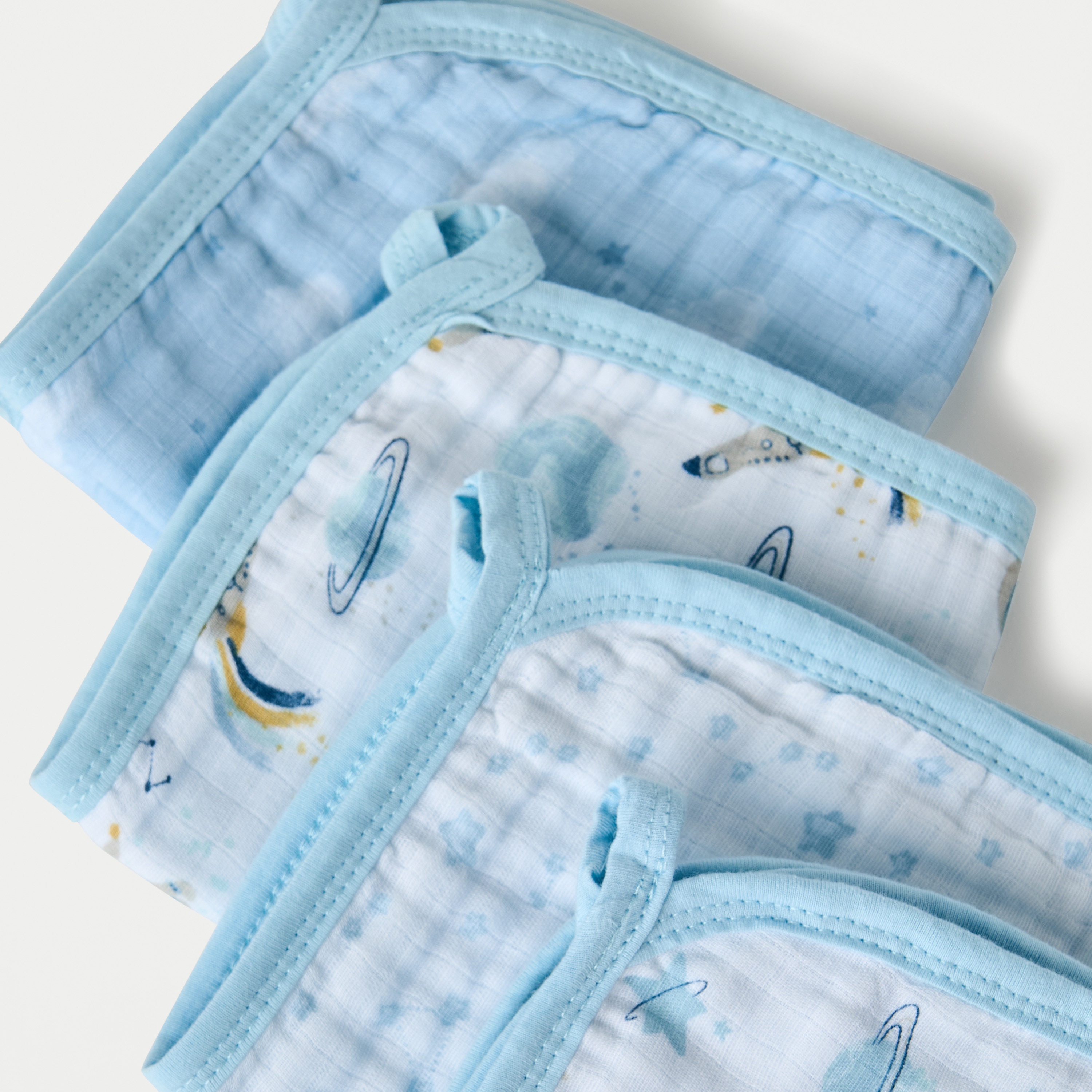 Giggles 4-Piece Printed Wash Cloth Set - 25x25 cm-baby-bathandcare-towels-image-4