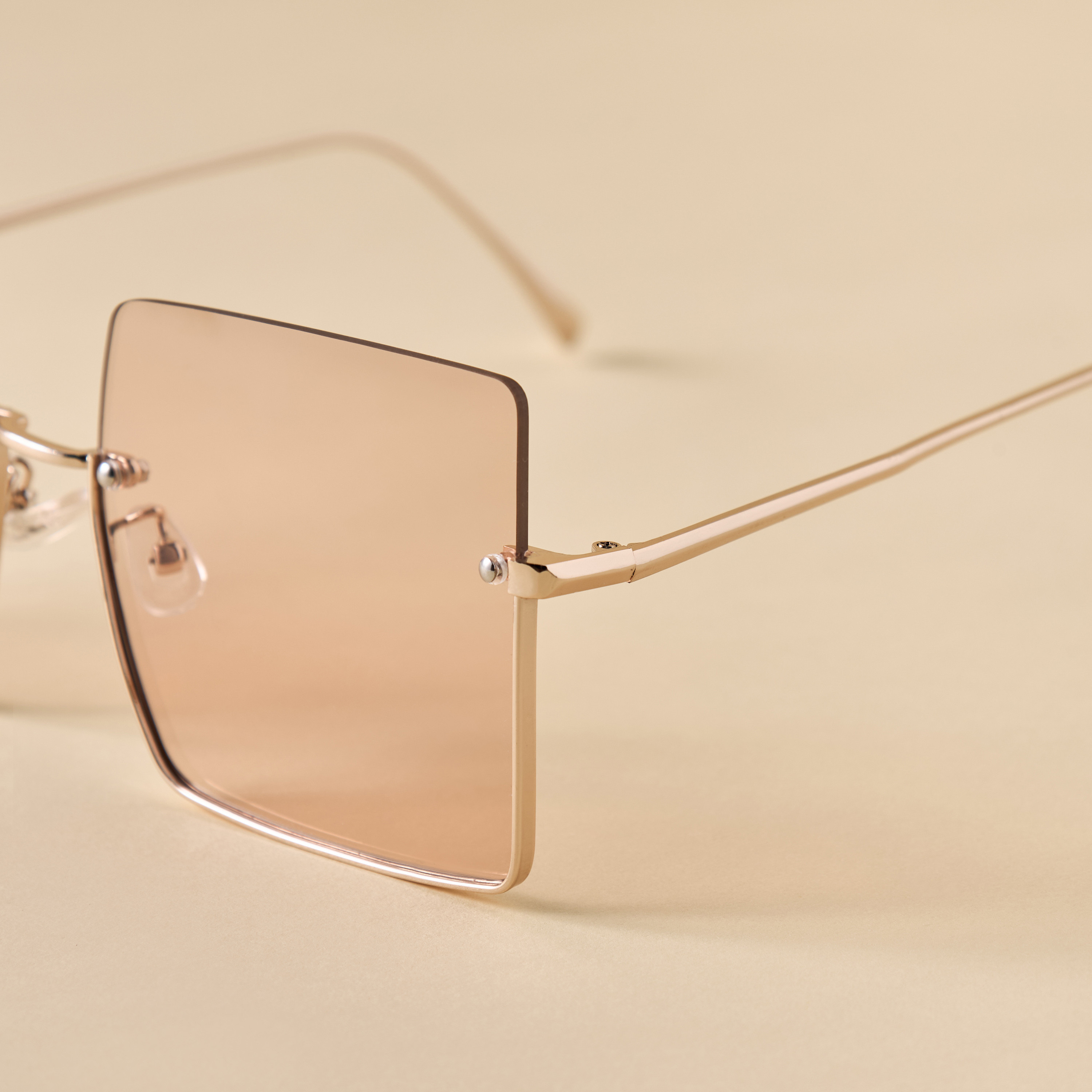 نظارة شمسيّة بعدسات ملونة ووسادات أنف-women-sunglasses-image-4