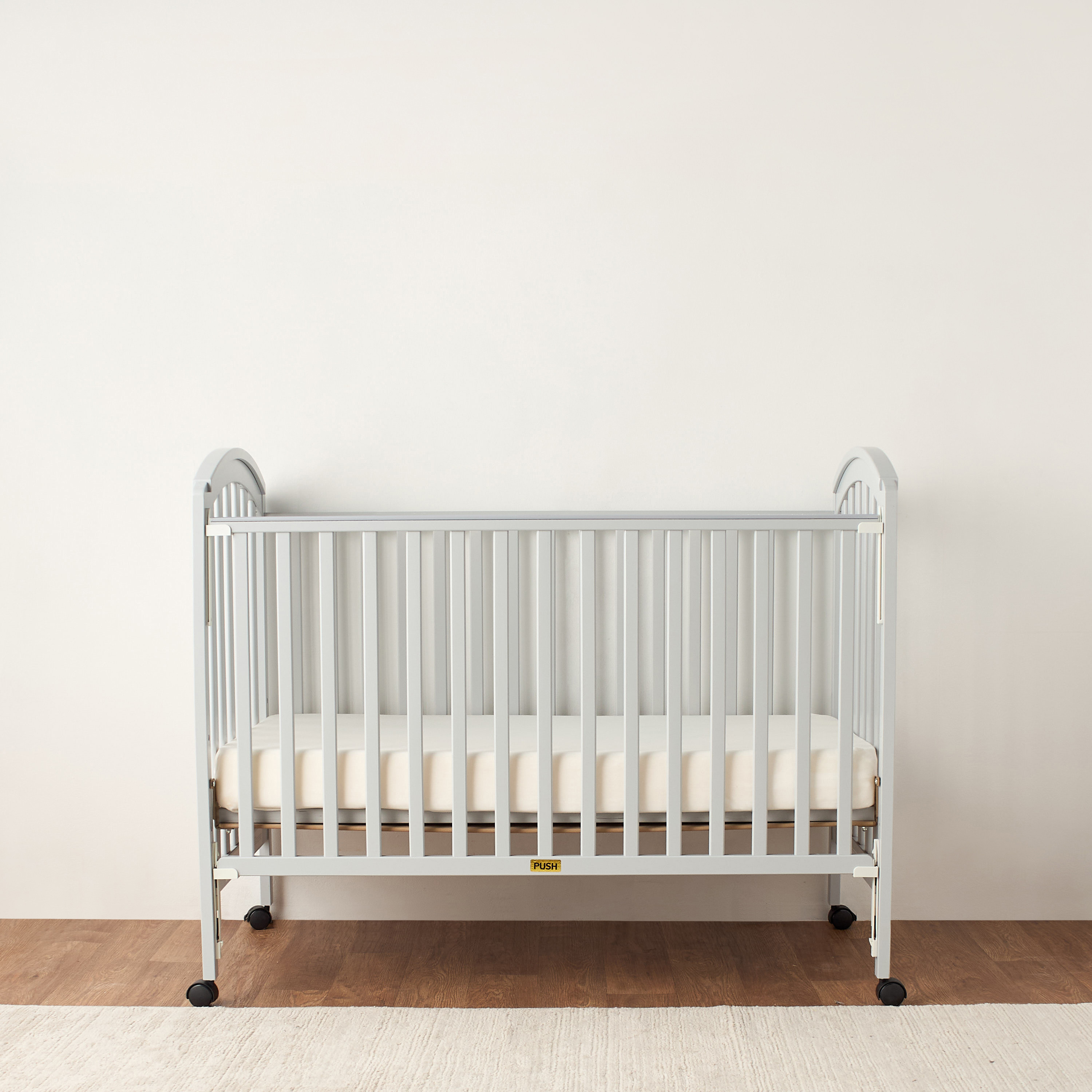 Juniors Capri Crib with Adjustable Height and Side Rails (Up to 3 years)-baby-nursery-furniture-cribsandbeds-babycribs-image-3