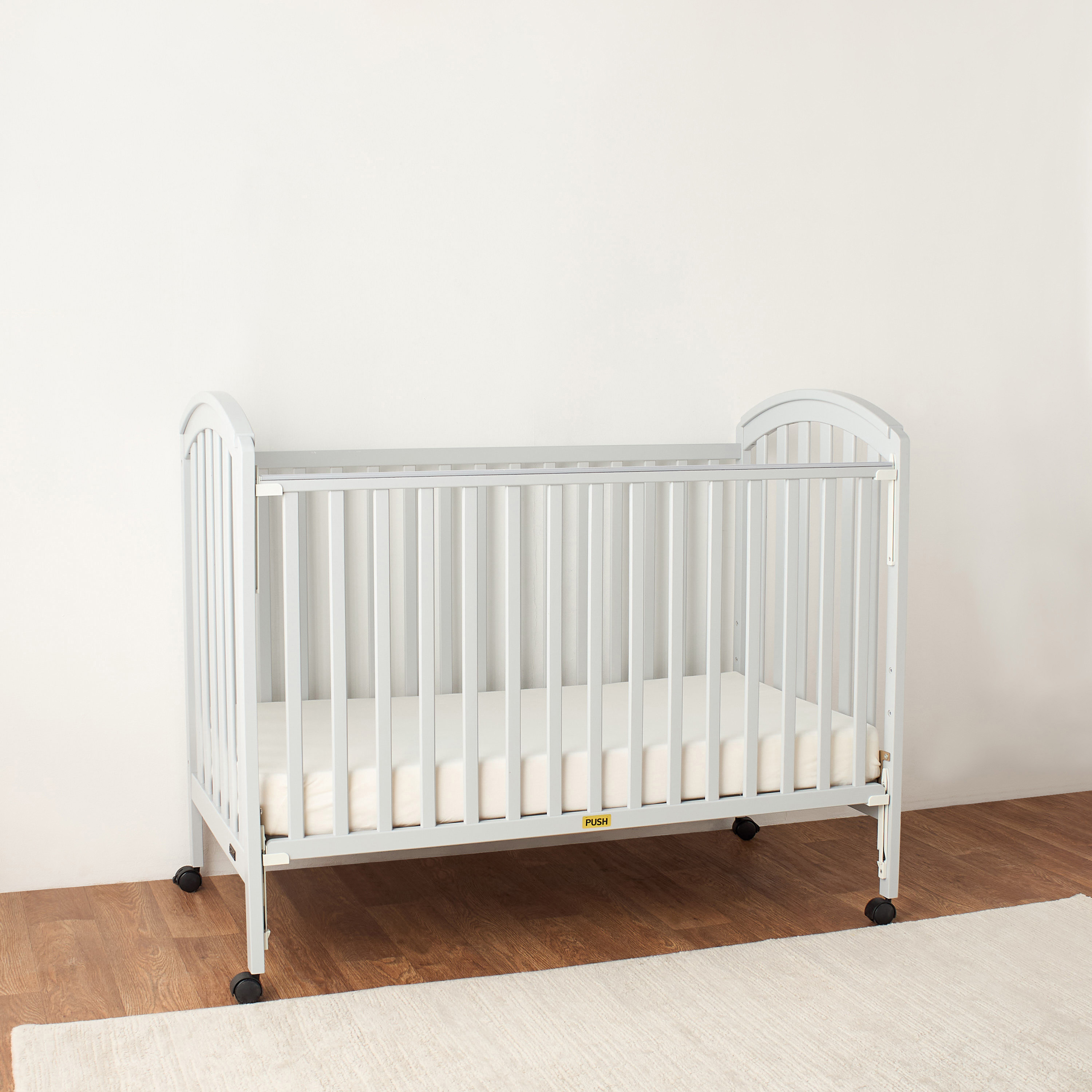 Juniors Capri Crib with Adjustable Height and Side Rails (Up to 3 years)-baby-nursery-furniture-cribsandbeds-babycribs-image-5
