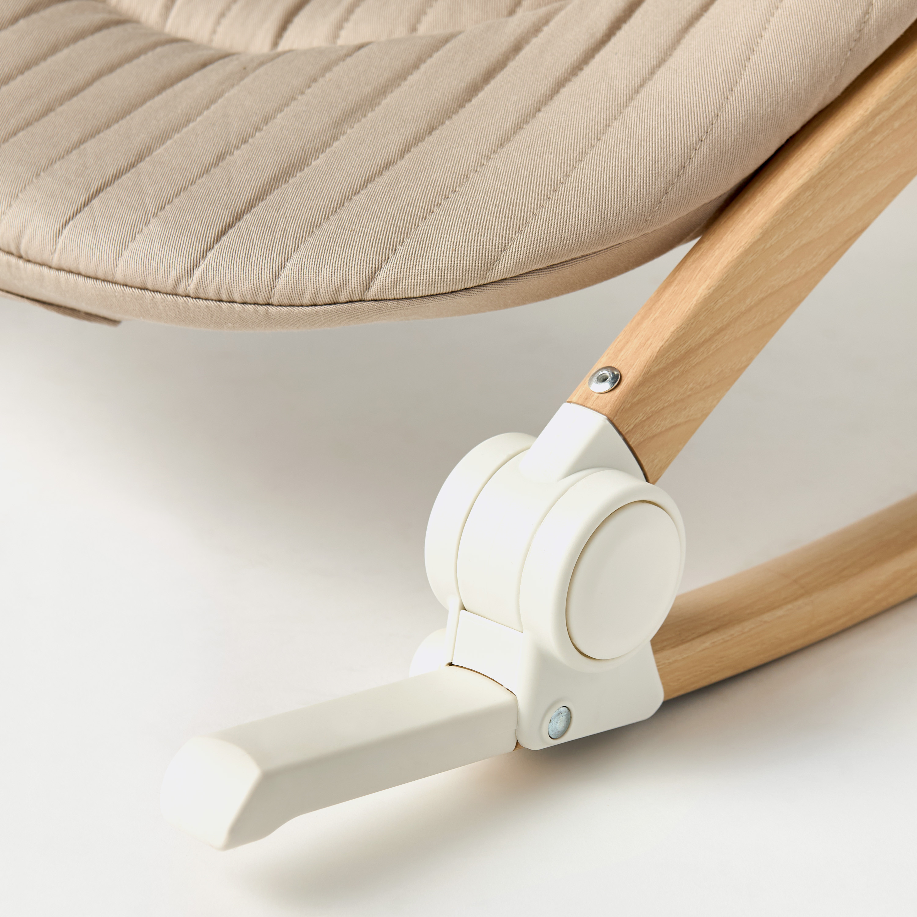 Giggles Megan Deluxe Baby Rocker-baby-infantactivity-rockers-image-7
