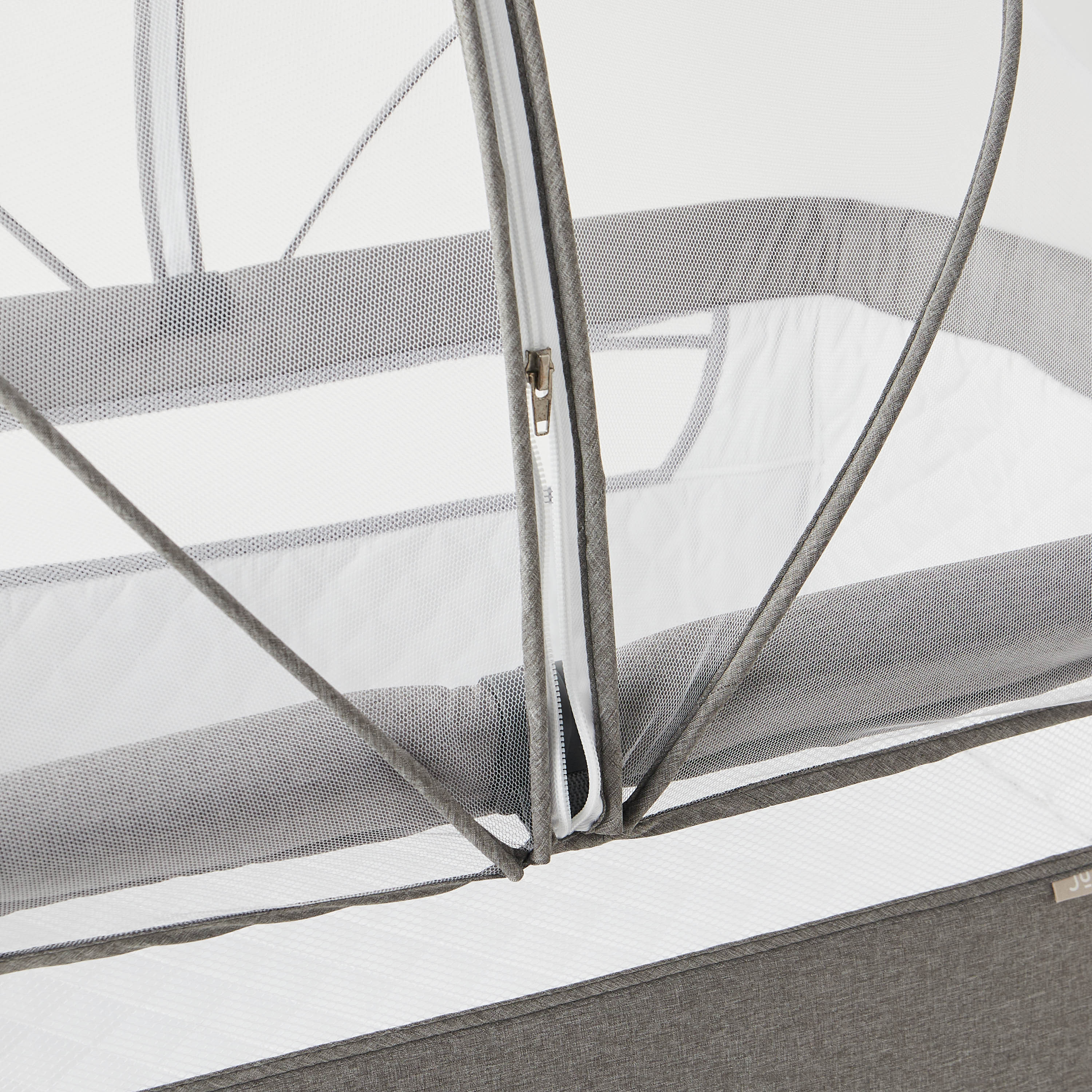 مهد رضّع بـ7 مستويات ارتفاع قابلة للتعديل بيرسي من جونيورز -baby-nursery-furniture-cribsandbeds-bassinets-image-12