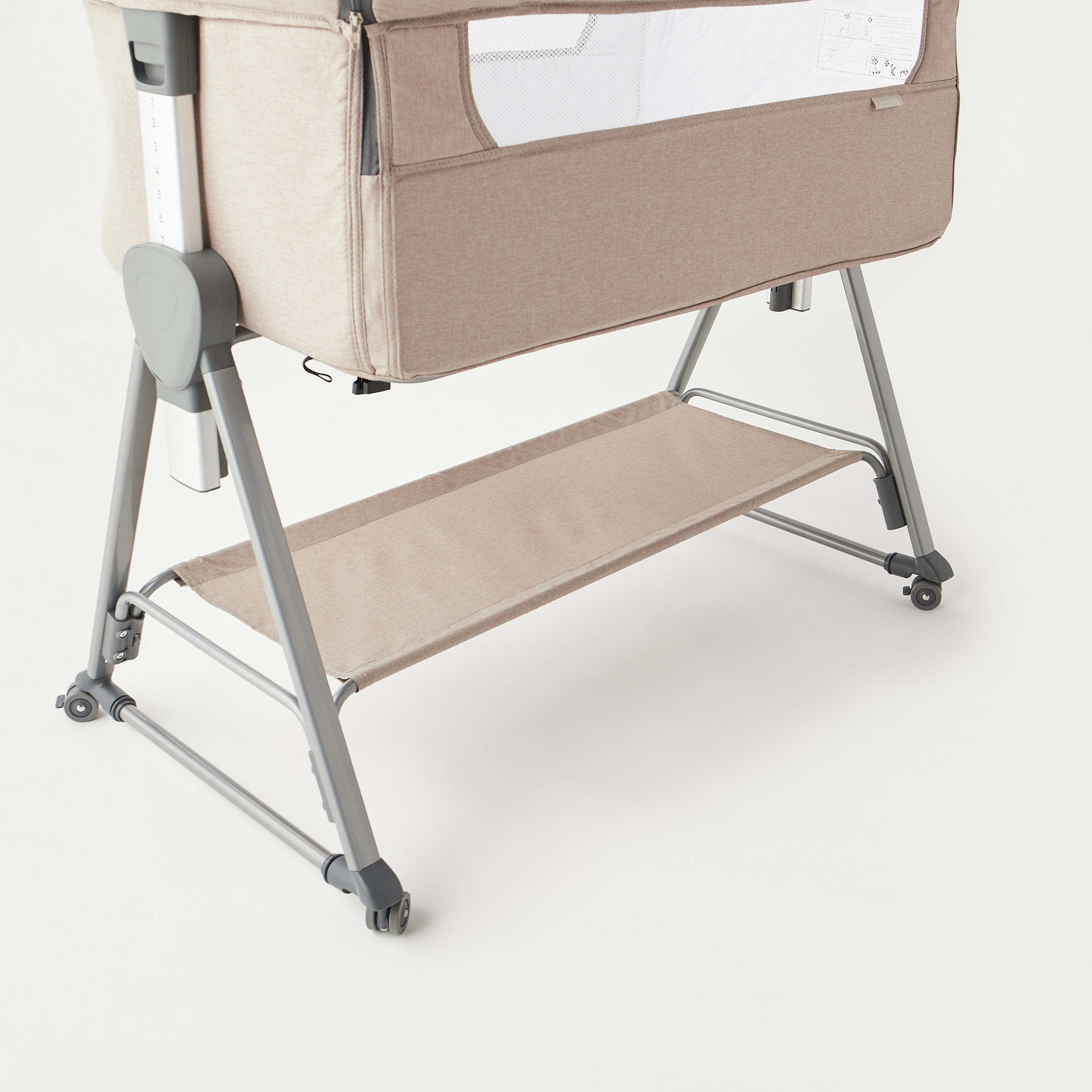 Juniors Percy Baby Bassinet with 7 Adjustable Heights-baby-nursery-furniture-cribsandbeds-bassinets-image-15