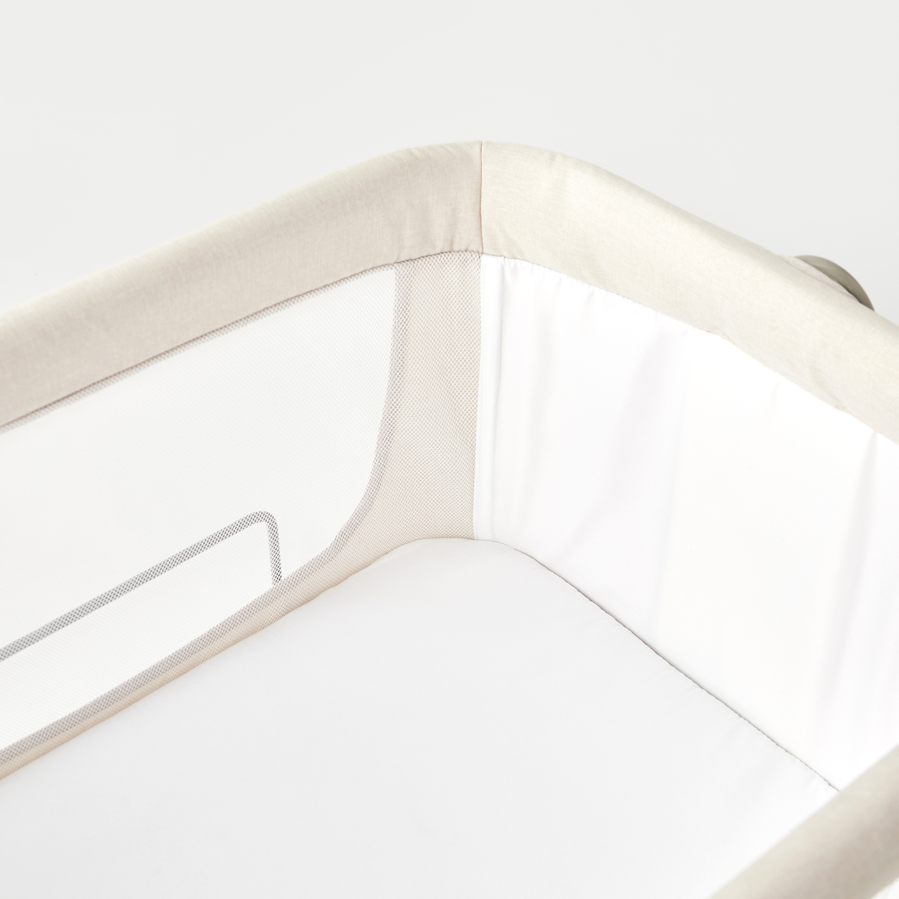 Giggles Amir Bassinet-baby-nursery-furniture-cribsandbeds-bassinets-image-11