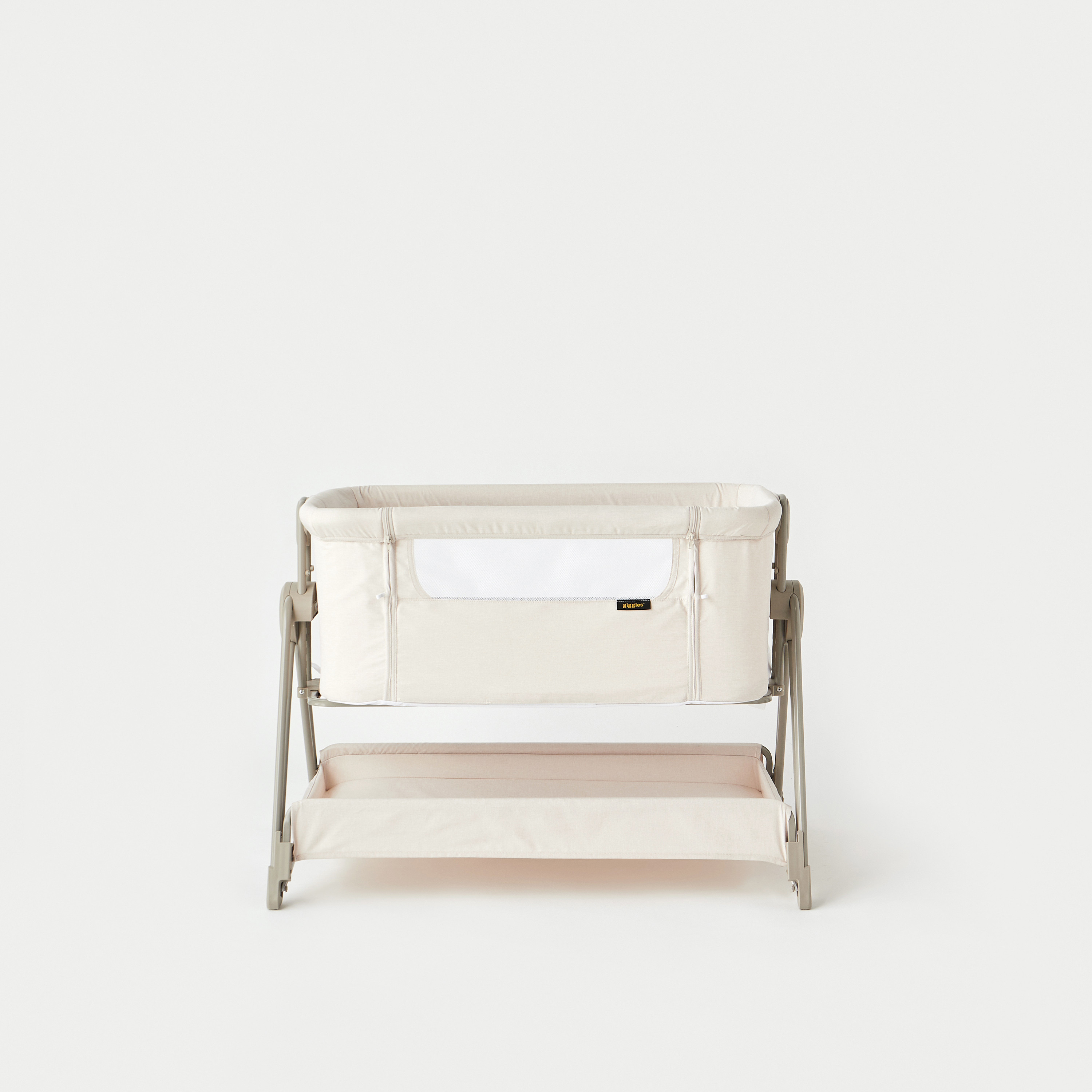 سرير أطفال أمير من جيجلز-baby-nursery-furniture-cribsandbeds-bassinets-image-3