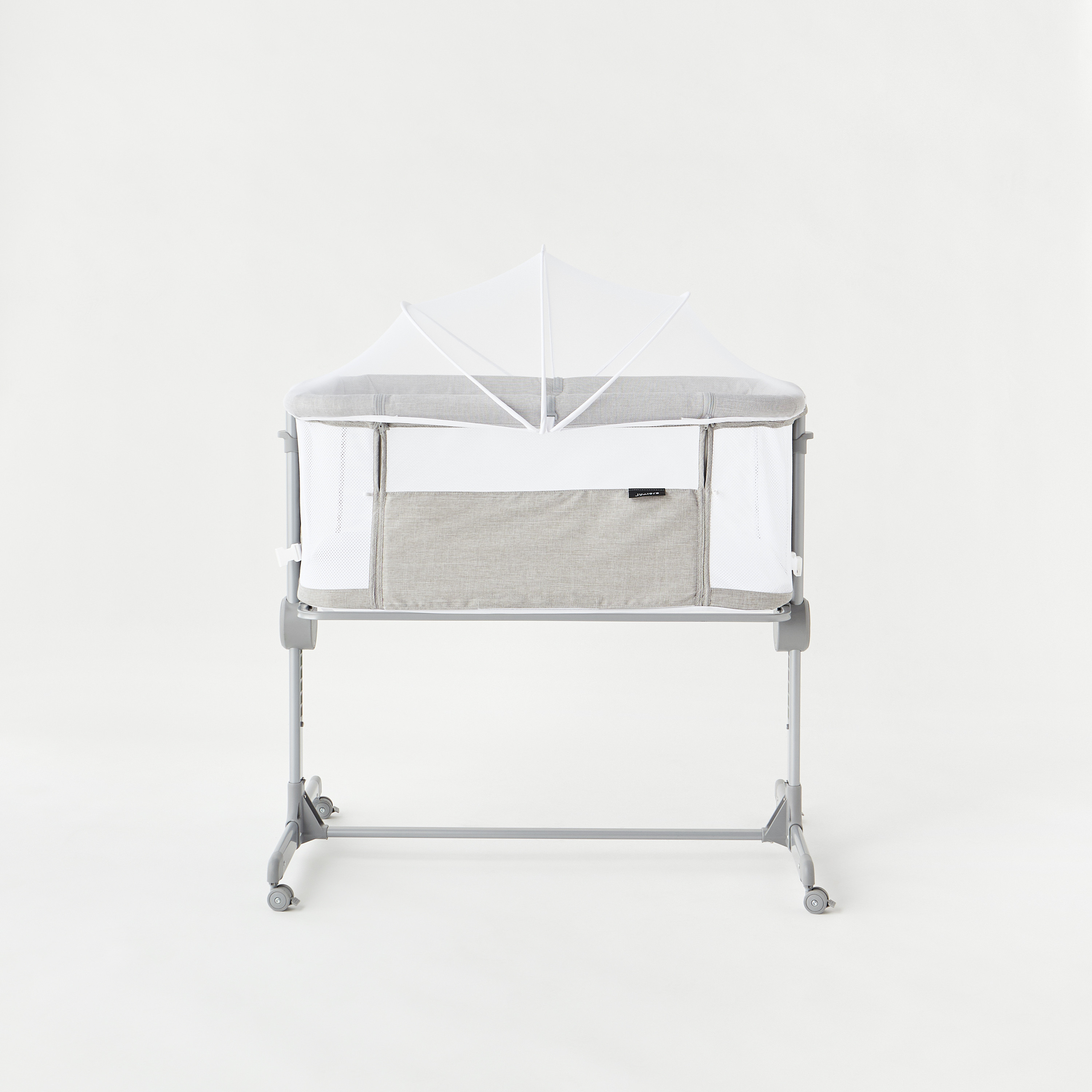 سرير جانبي قابل لتعديل الارتفاع باركر من جونيورز-baby-nursery-furniture-cribsandbeds-bassinets-image-8