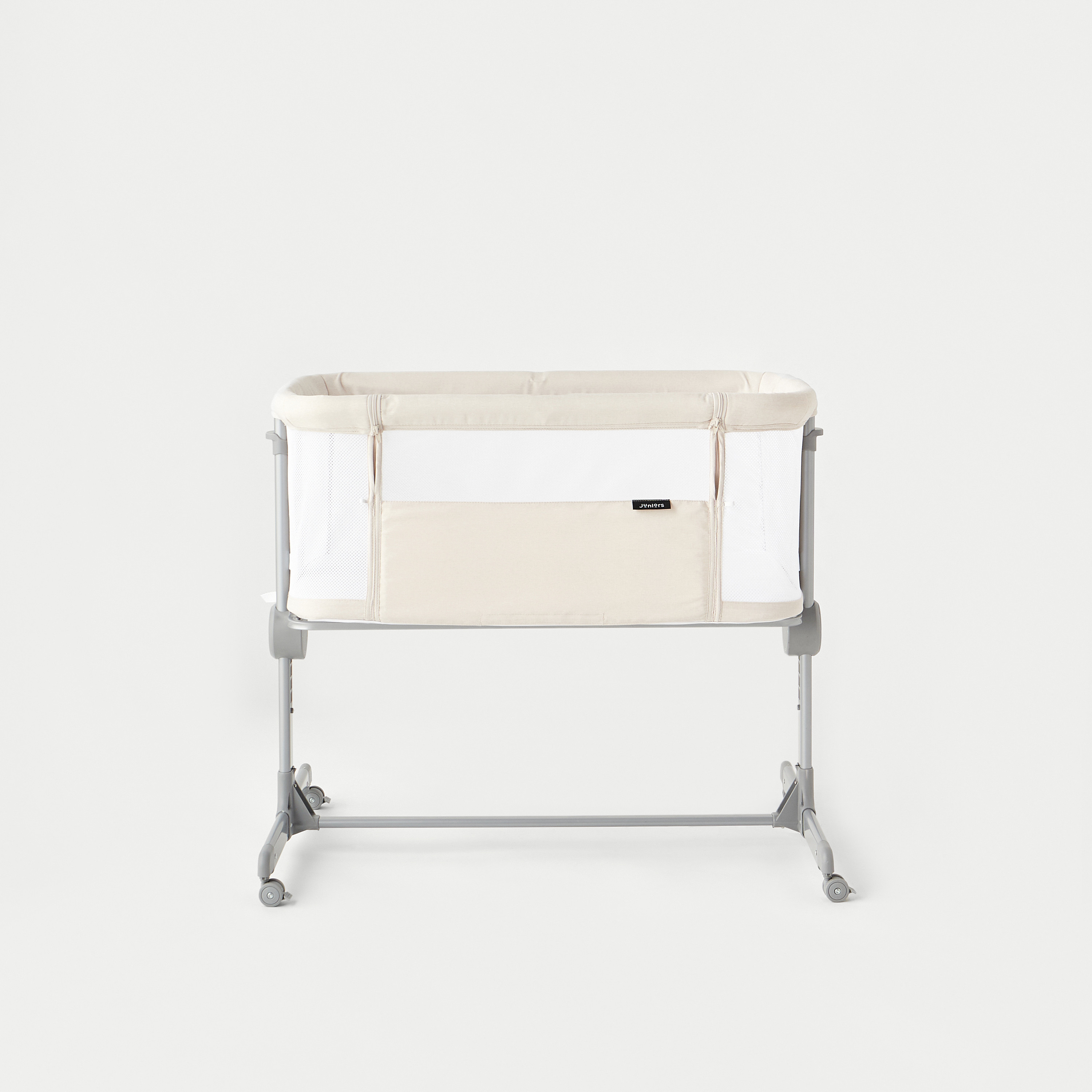 سرير جانبي قابل لتعديل الارتفاع باركر من جونيورز-baby-nursery-furniture-cribsandbeds-bassinets-image-4