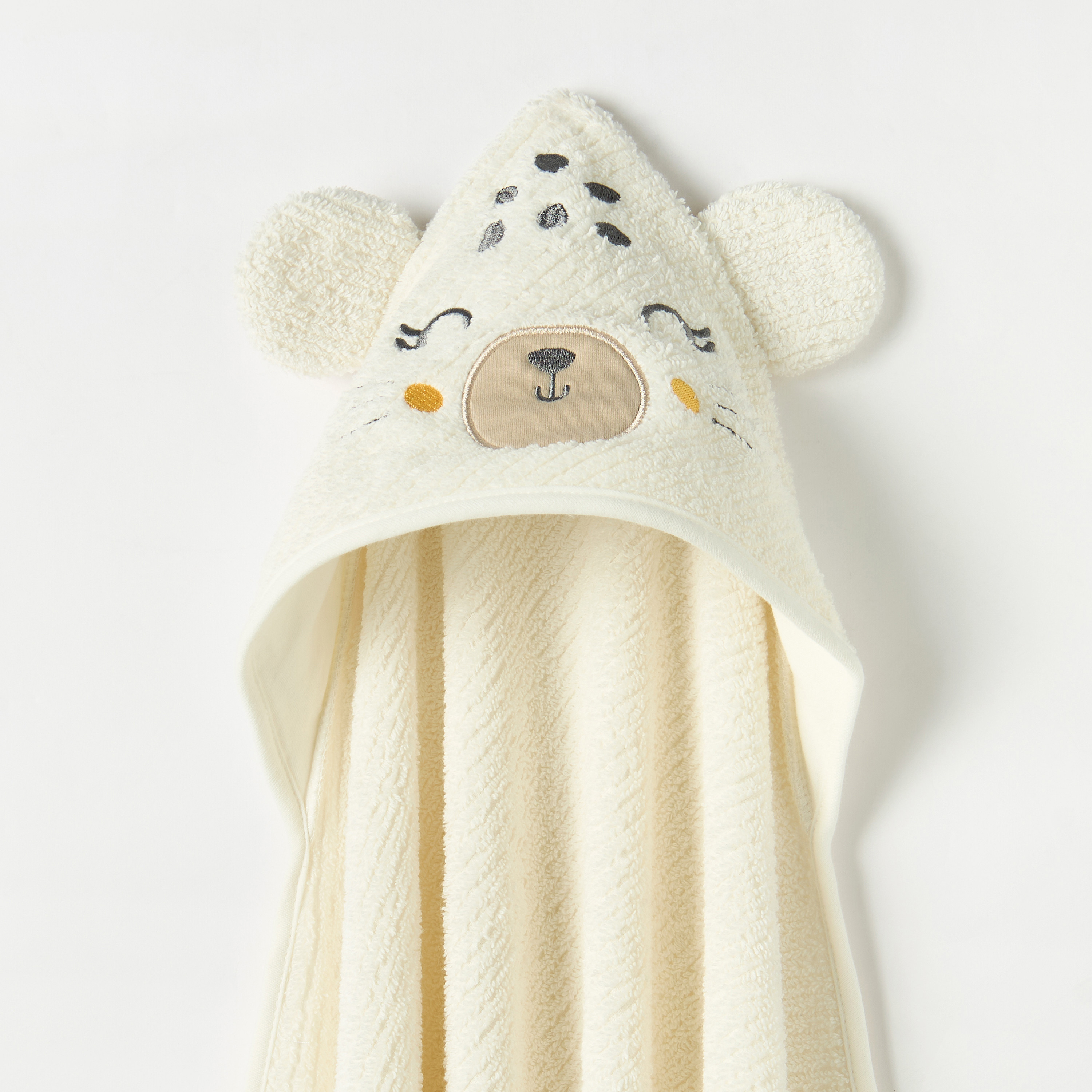 Juniors Cheetah Applique Hooded Towel - 80x80 cm-baby-bathandcare-towels-image-2
