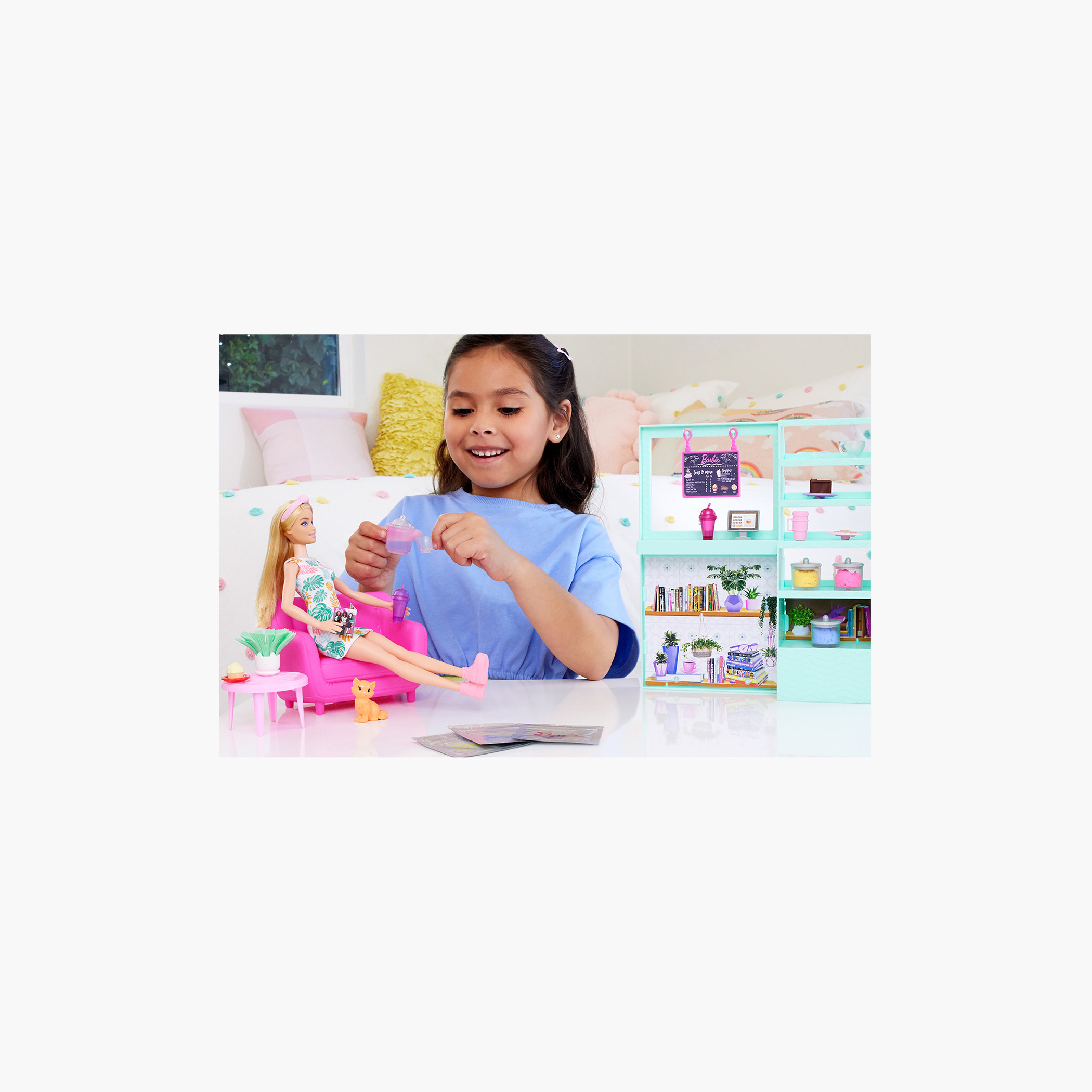 Barbie Cute ‘n’ Cozy Cafe Playset-toys-dollsandplaysets-dollplaysets-image-2