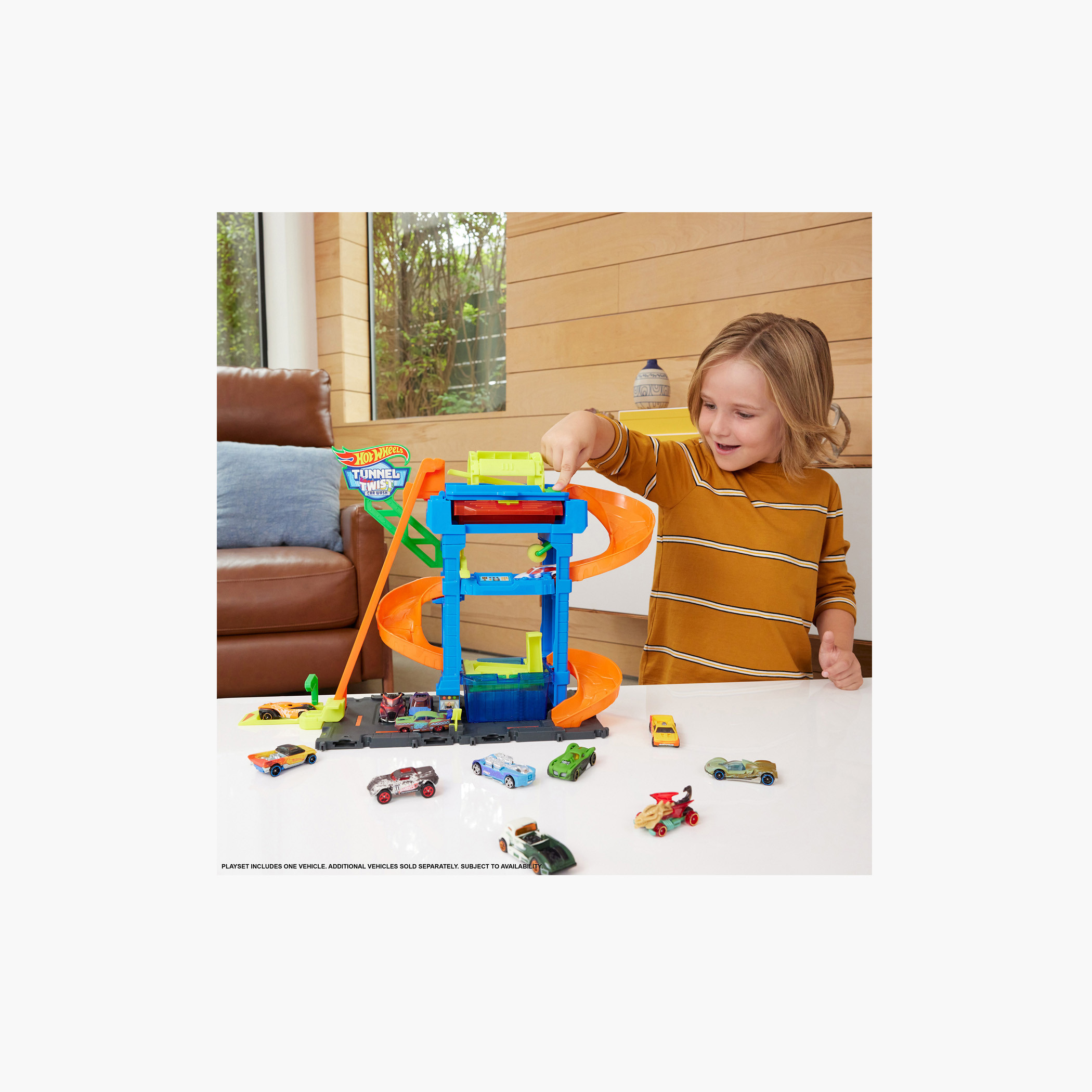 Hot Wheels City Toy Car Track Set, Tunnel Twist Car Wash with 1 Color Shifters Vehicle in 1:64 Scale-toys-playvehicles-vehicleplaysets-image-2