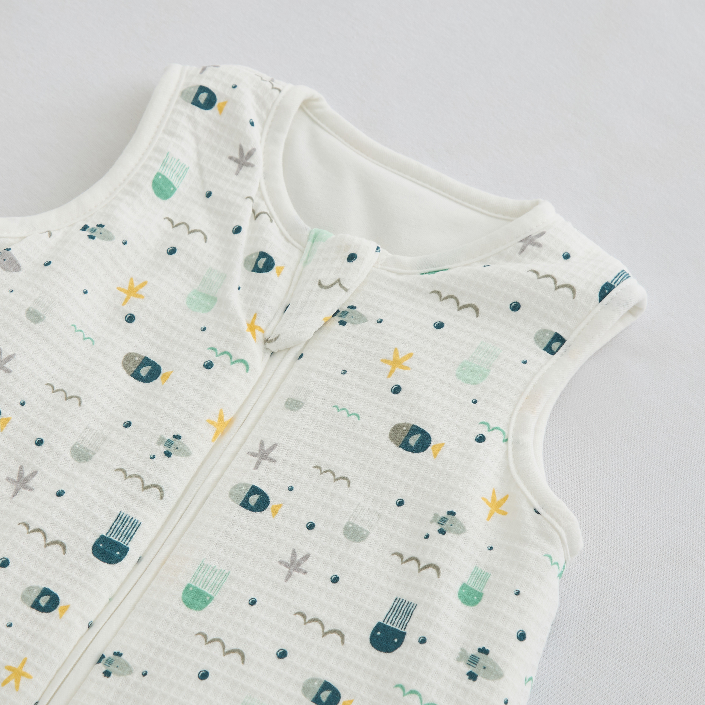 شنطة نوم بسحاب إغلاق وطبعات من جونيورز-baby-nursery-blanketsandswaddles-swaddlesandsleepingbags-image-4