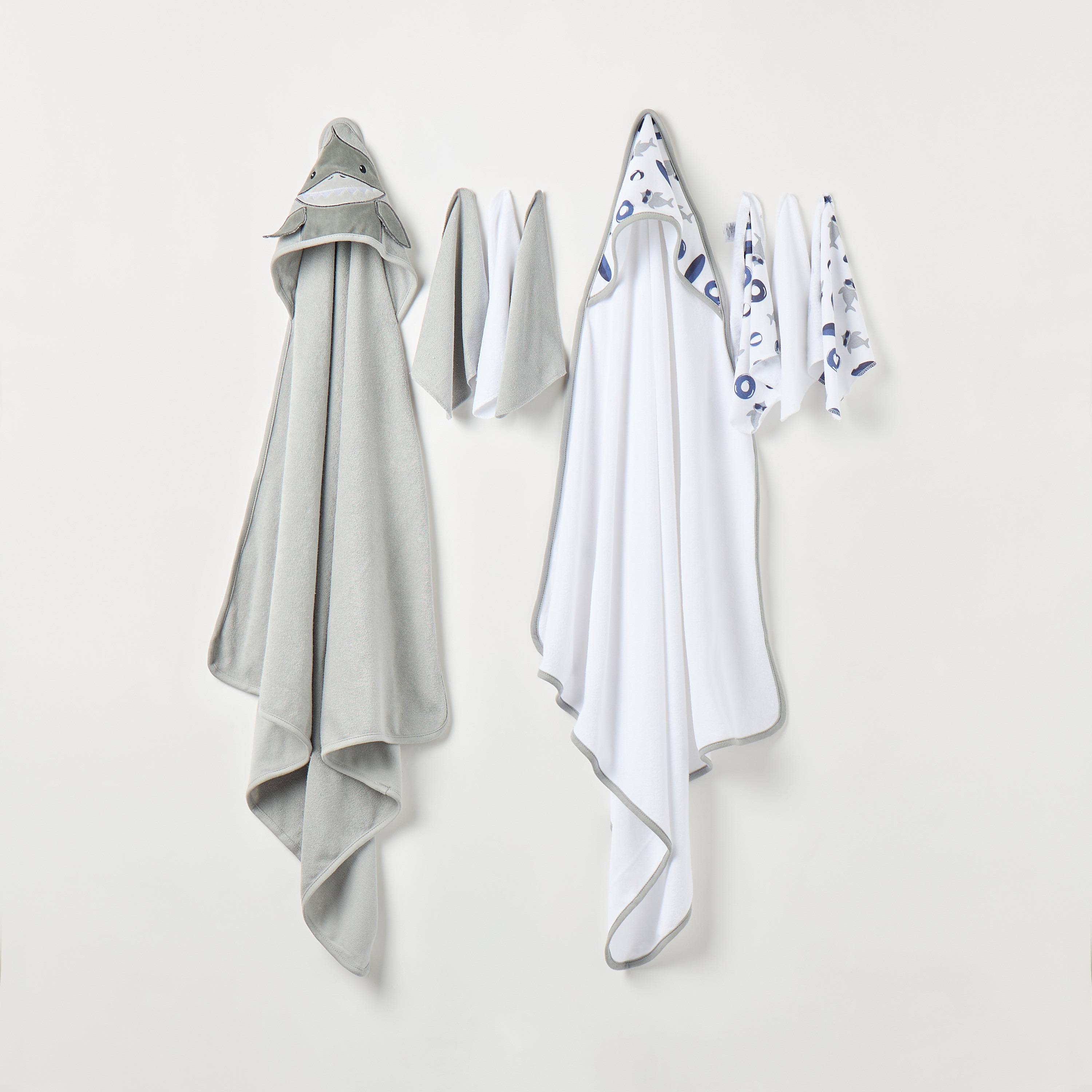 Juniors 8-Piece Shark Print Hooded Towel and Washcloth Set-baby-bathandcare-towels-image-1