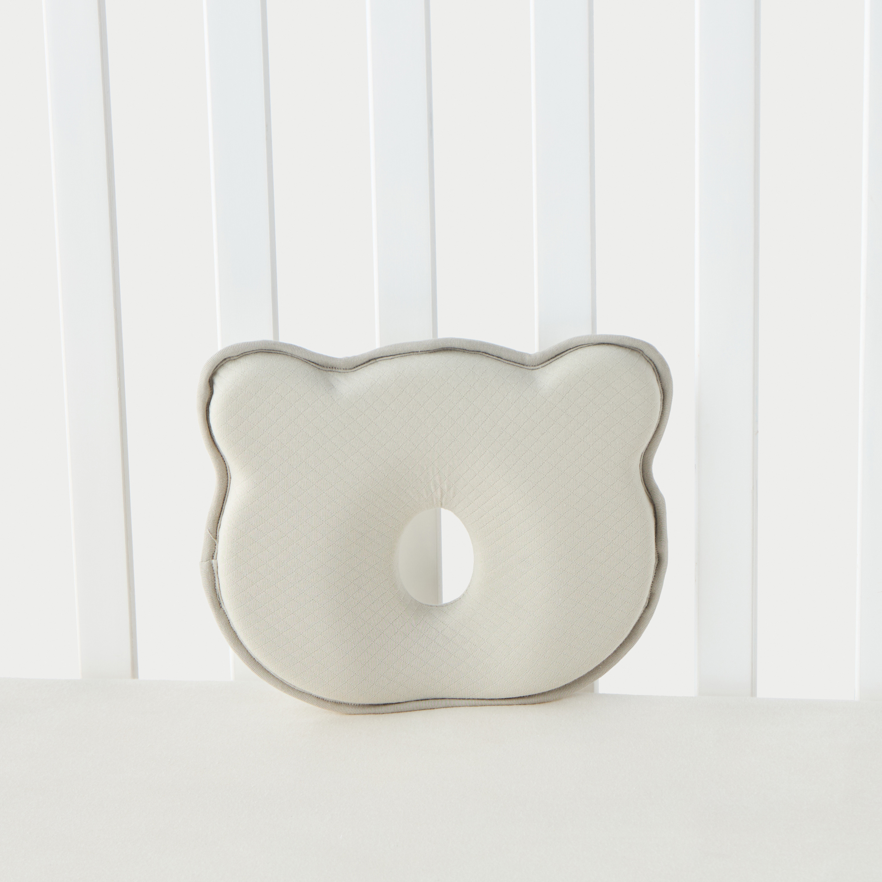 وسادة ميموري فوم لتشكيل الرأس من جونيورز-baby-nursery-babybedding-image-3