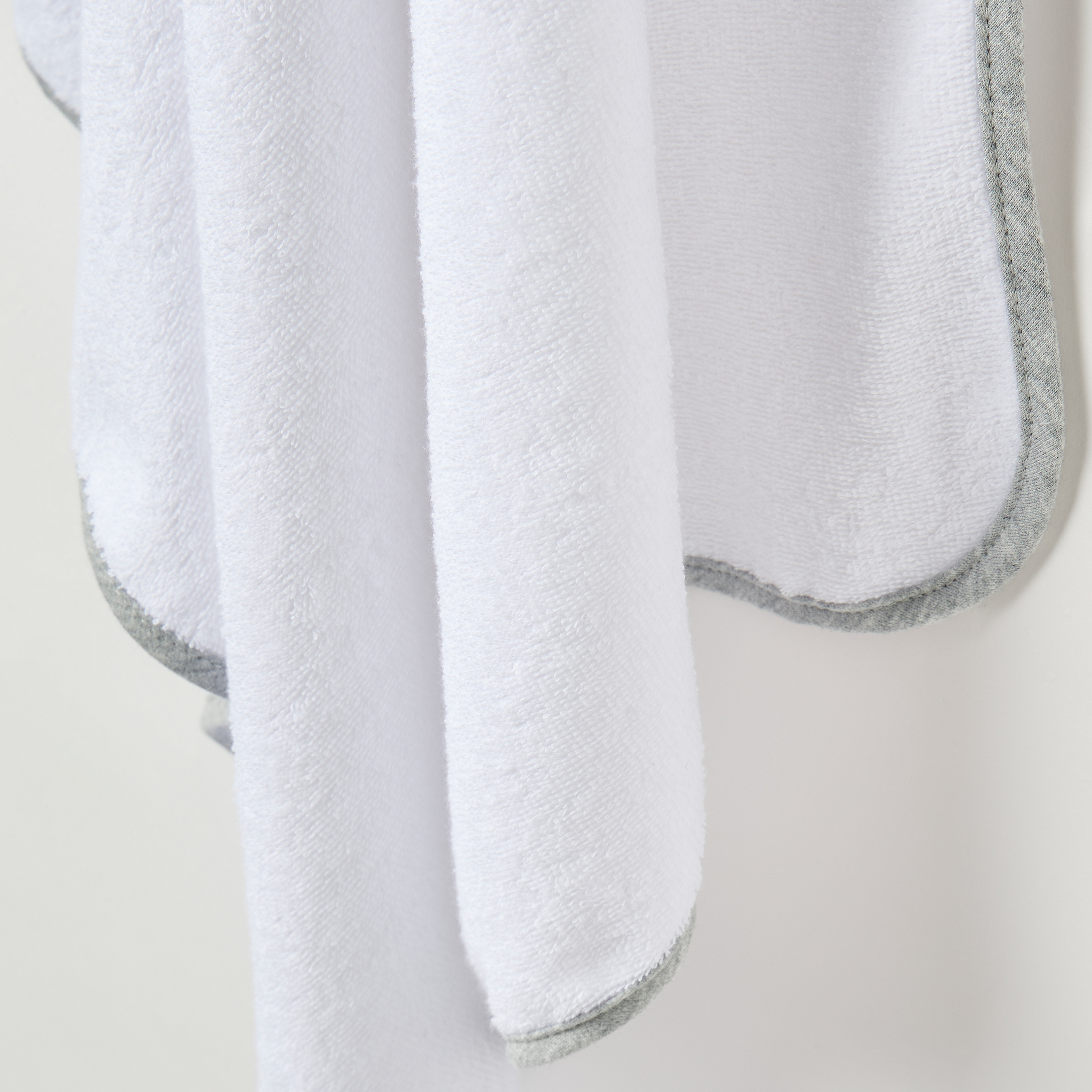 Giggles Printed Hooded Towel and Napkin Set-baby-bathandcare-towels-image-4