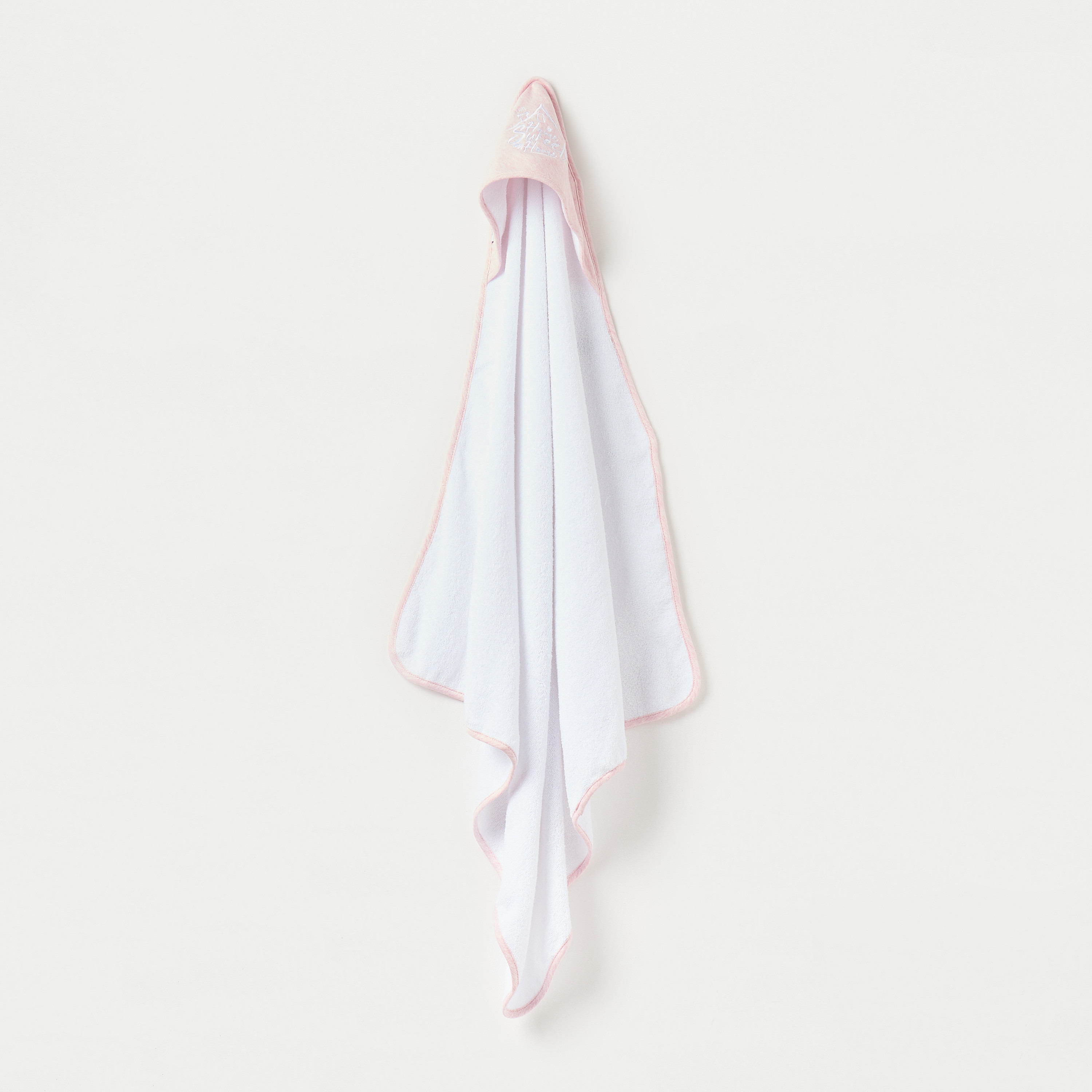 منشفة بقبعة مطرزة من جيجلز-baby-bathandcare-towels-image-1