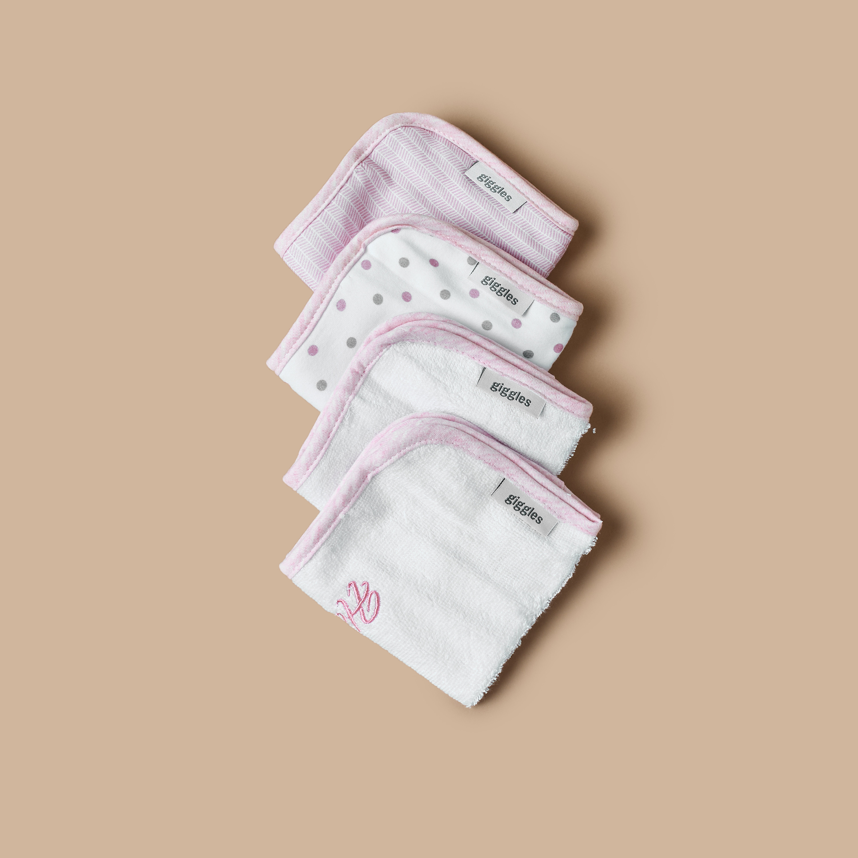 طقم مناشف تنظيف 4 قطع بطبعات من جيجلز-baby-bathandcare-towels-image-2