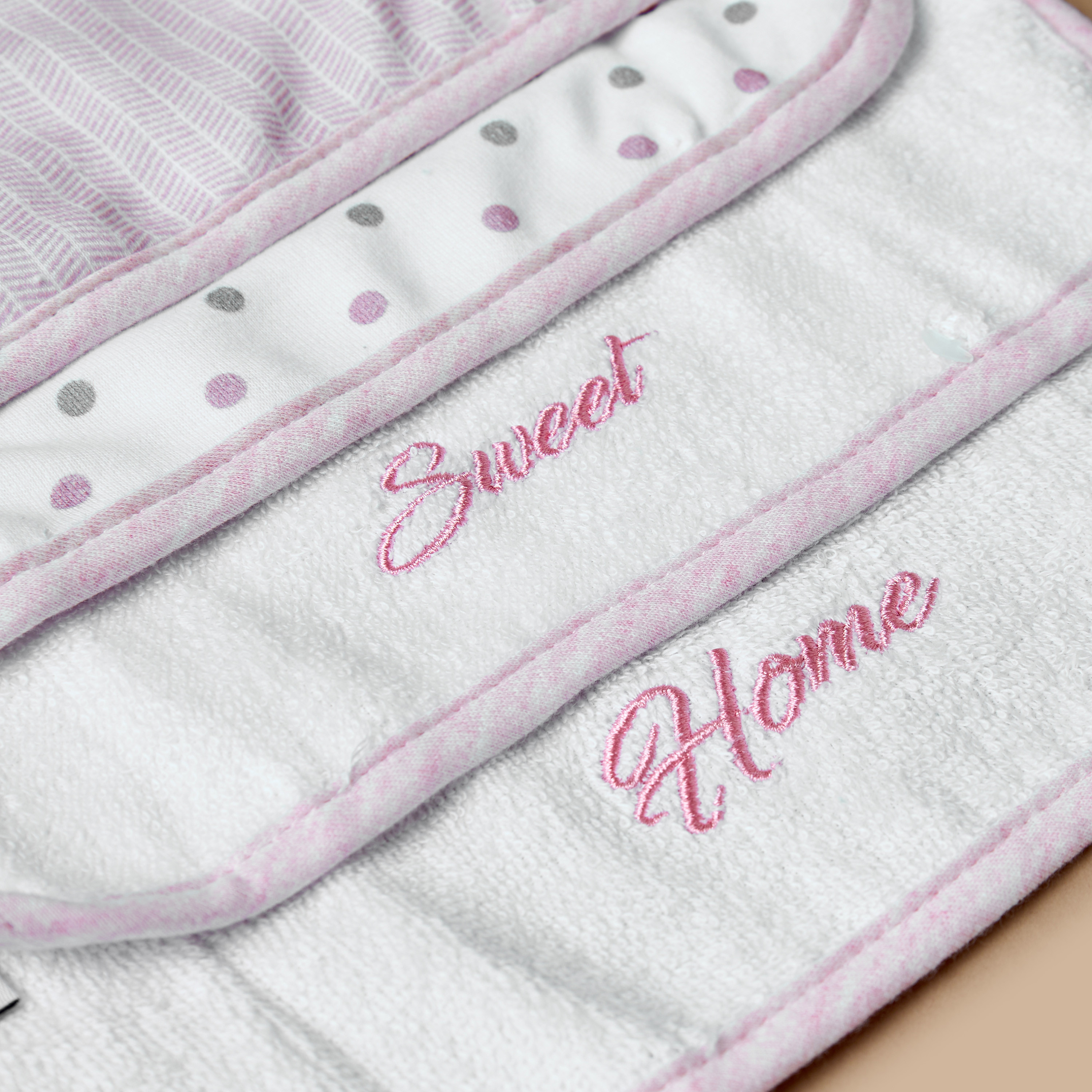طقم مناشف تنظيف 4 قطع بطبعات من جيجلز-baby-bathandcare-towels-image-5