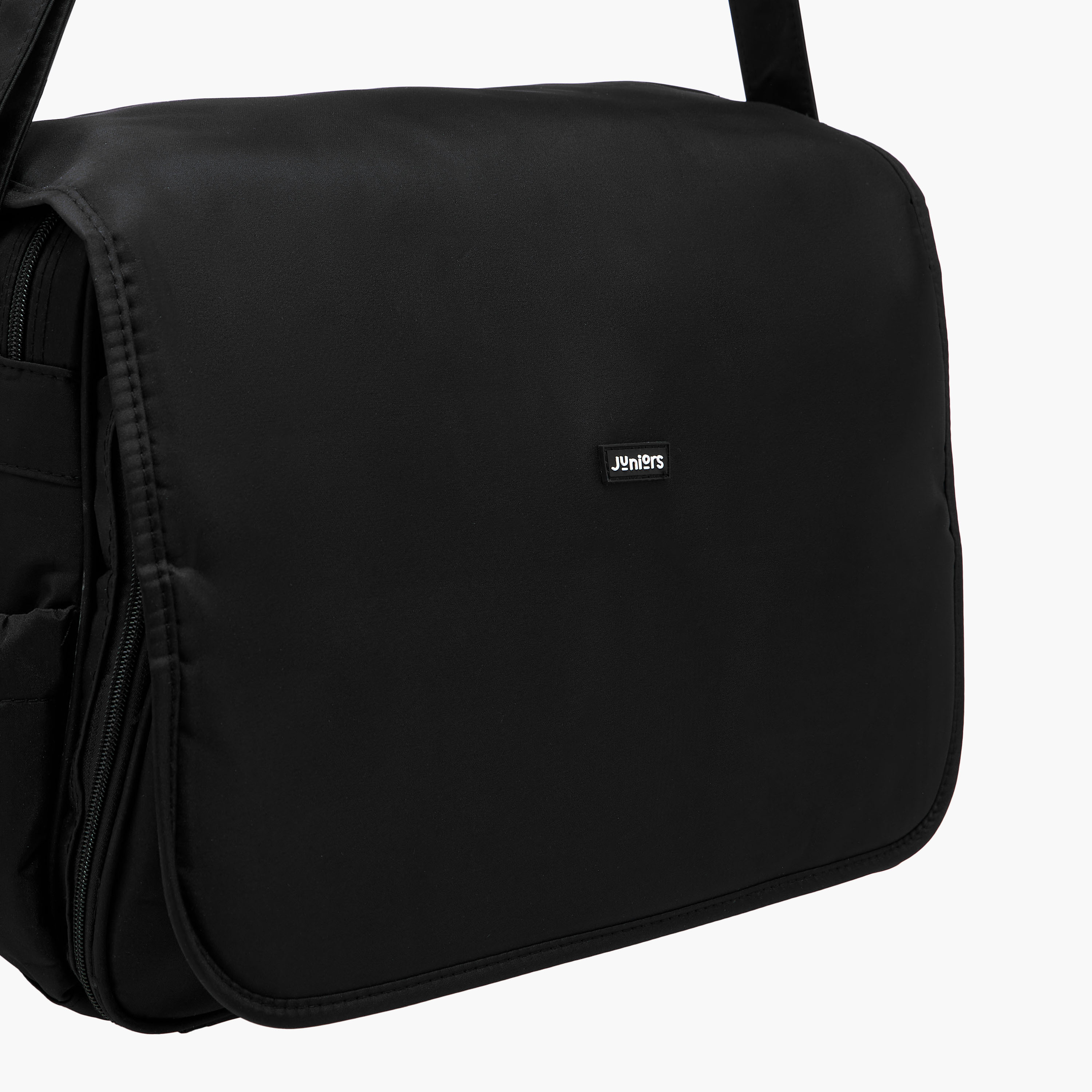 شنطة حفاضات مع مفرش تغيير من جونيورز-baby-diapering-diaperbags-image-4