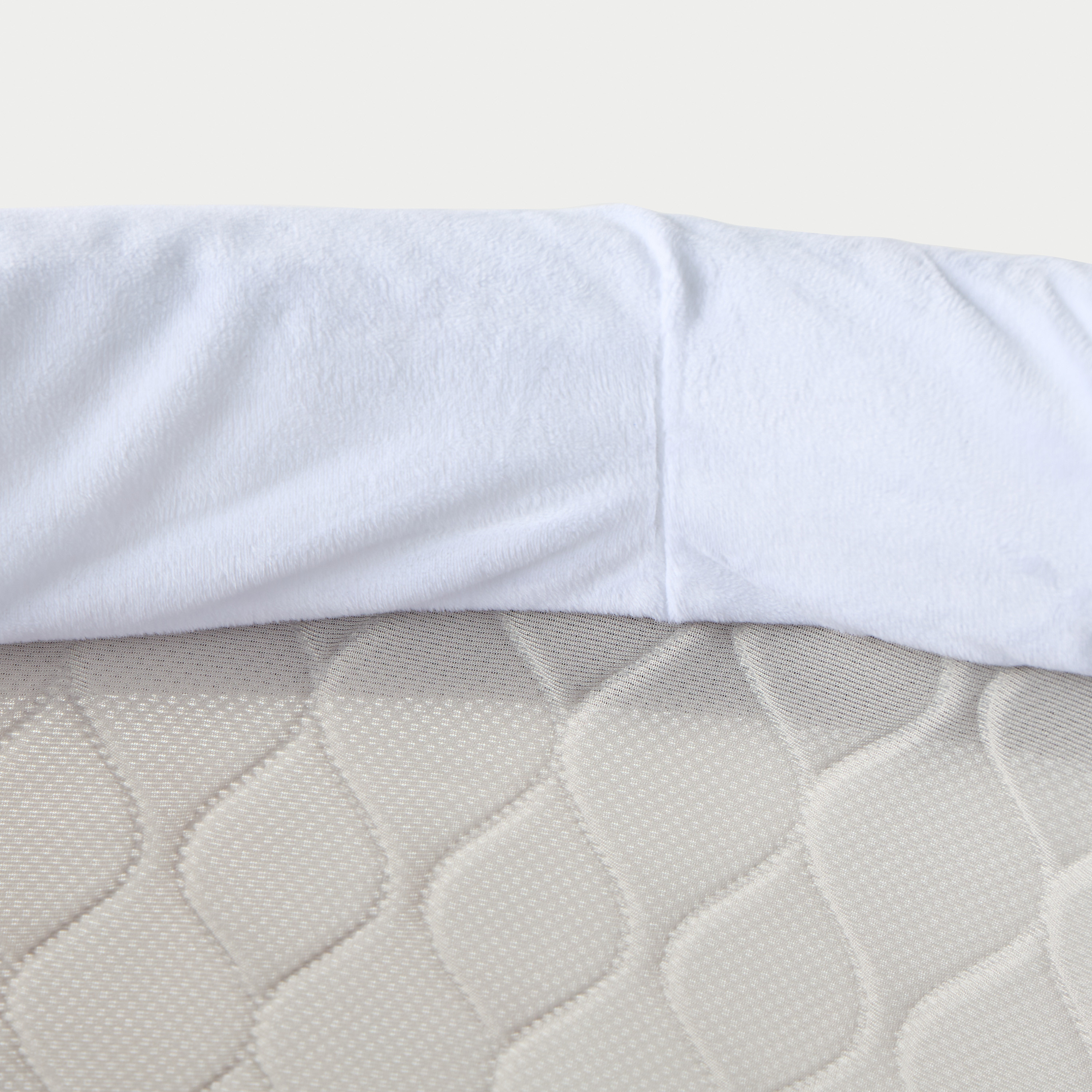 Juniors Quilted Mia Wooden Bassinet-baby-nursery-furniture-cribsandbeds-bassinets-image-7