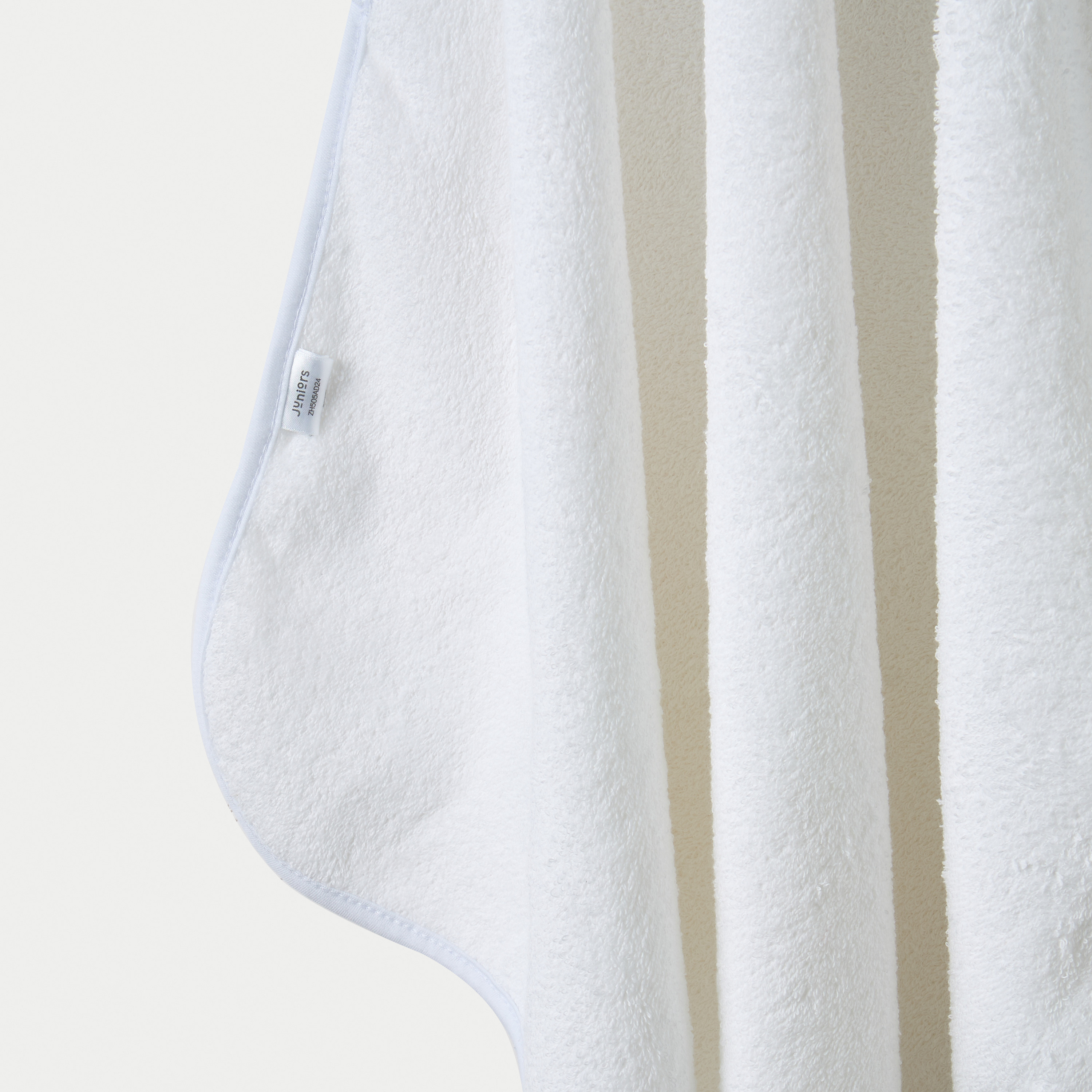 Juniors Sheep Ear Applique Hooded Towel - 76x76 cm-baby-bathandcare-towels-image-3