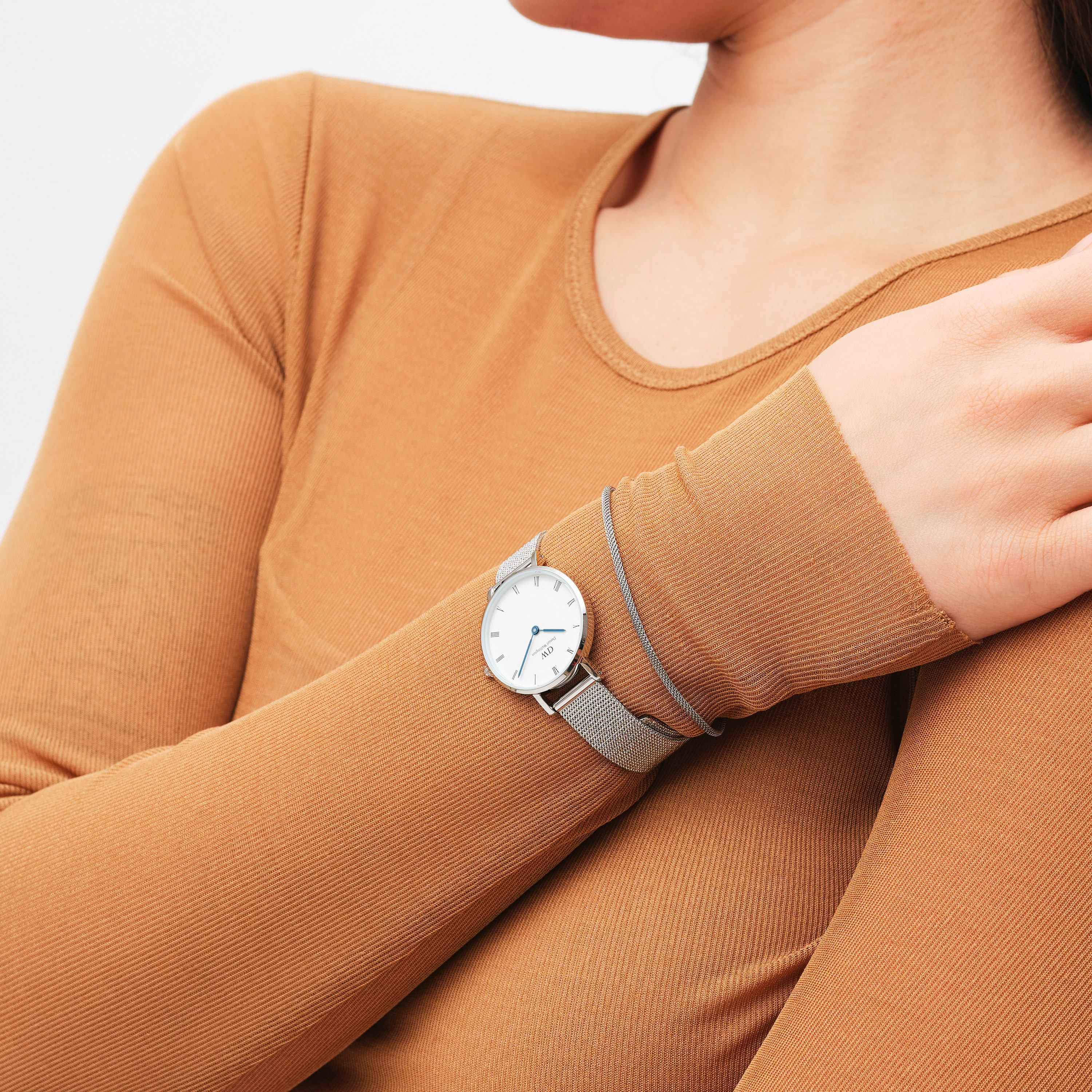 Daniel Wellington Women's 28 MM Silver Analog Stainless Steel Watch | DW00100684-women-watchesandjewellery-watches-image-4