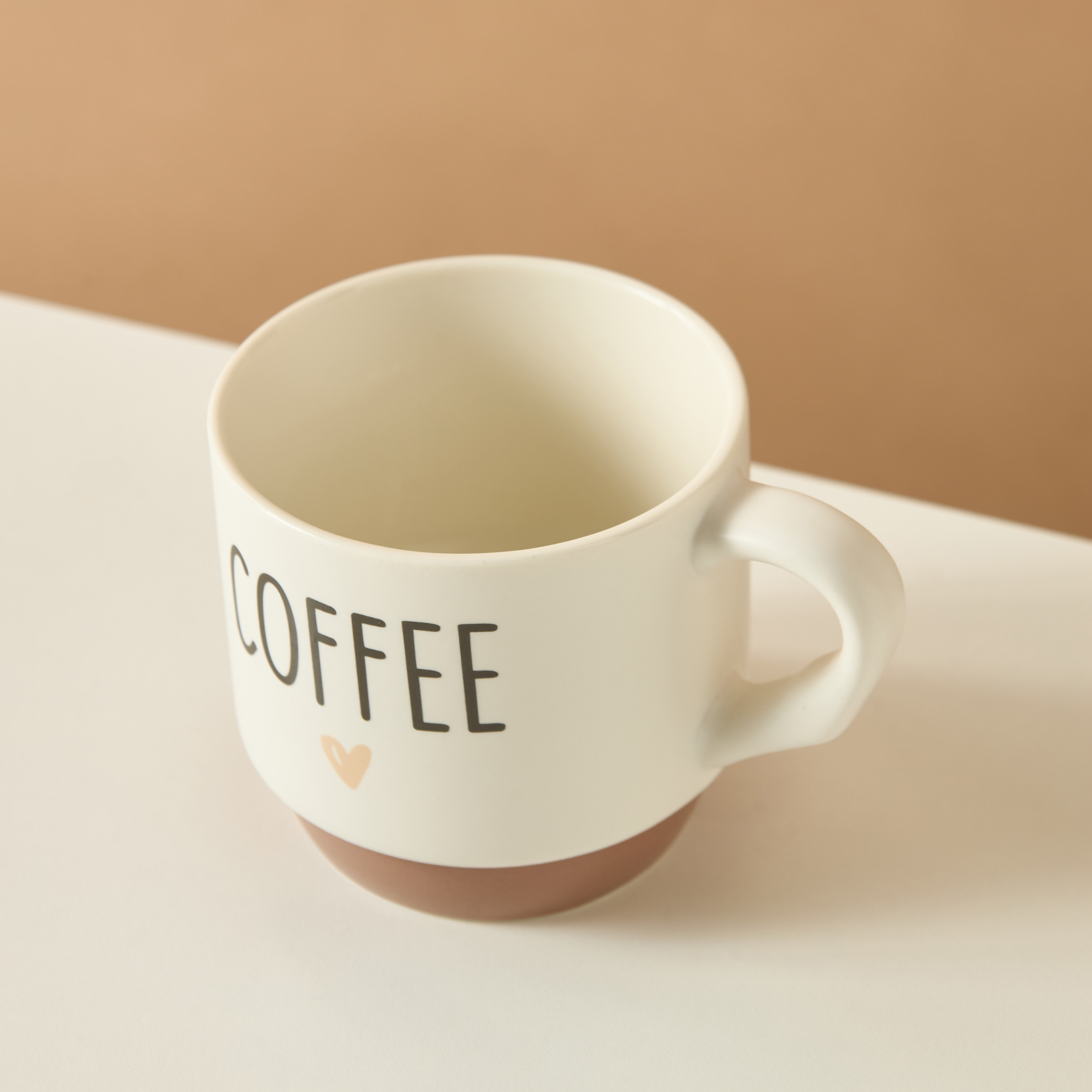 طقم أكواب خزف 4 قطع بطبعات تيبوجرافيك-household-dining-teaandcoffee-mugsandcups-image-4